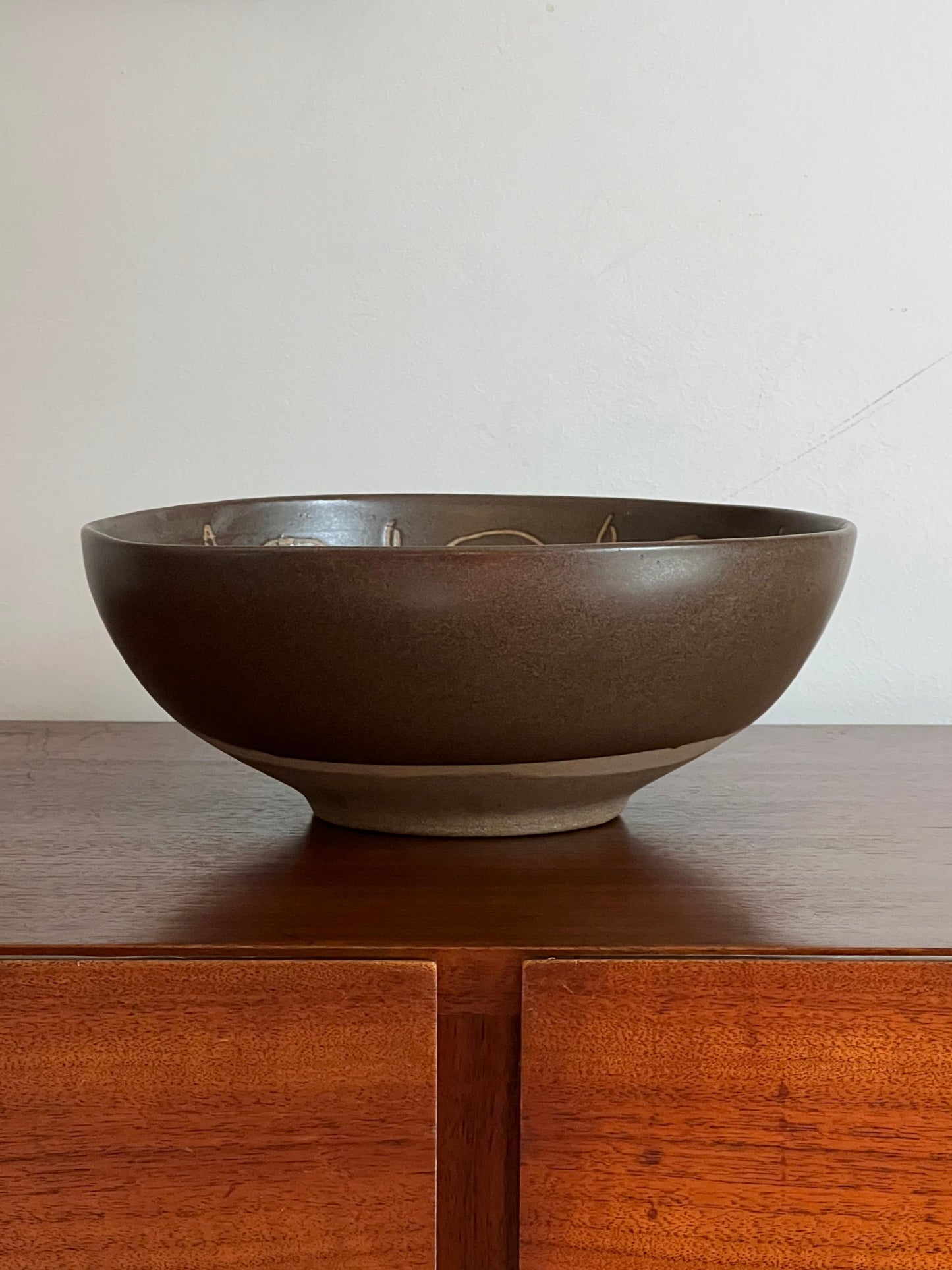 Frisman Vintage Large Martz Centerpiece Bowl by Jane and Gordon Martz, Marshall Studios, Ceramic