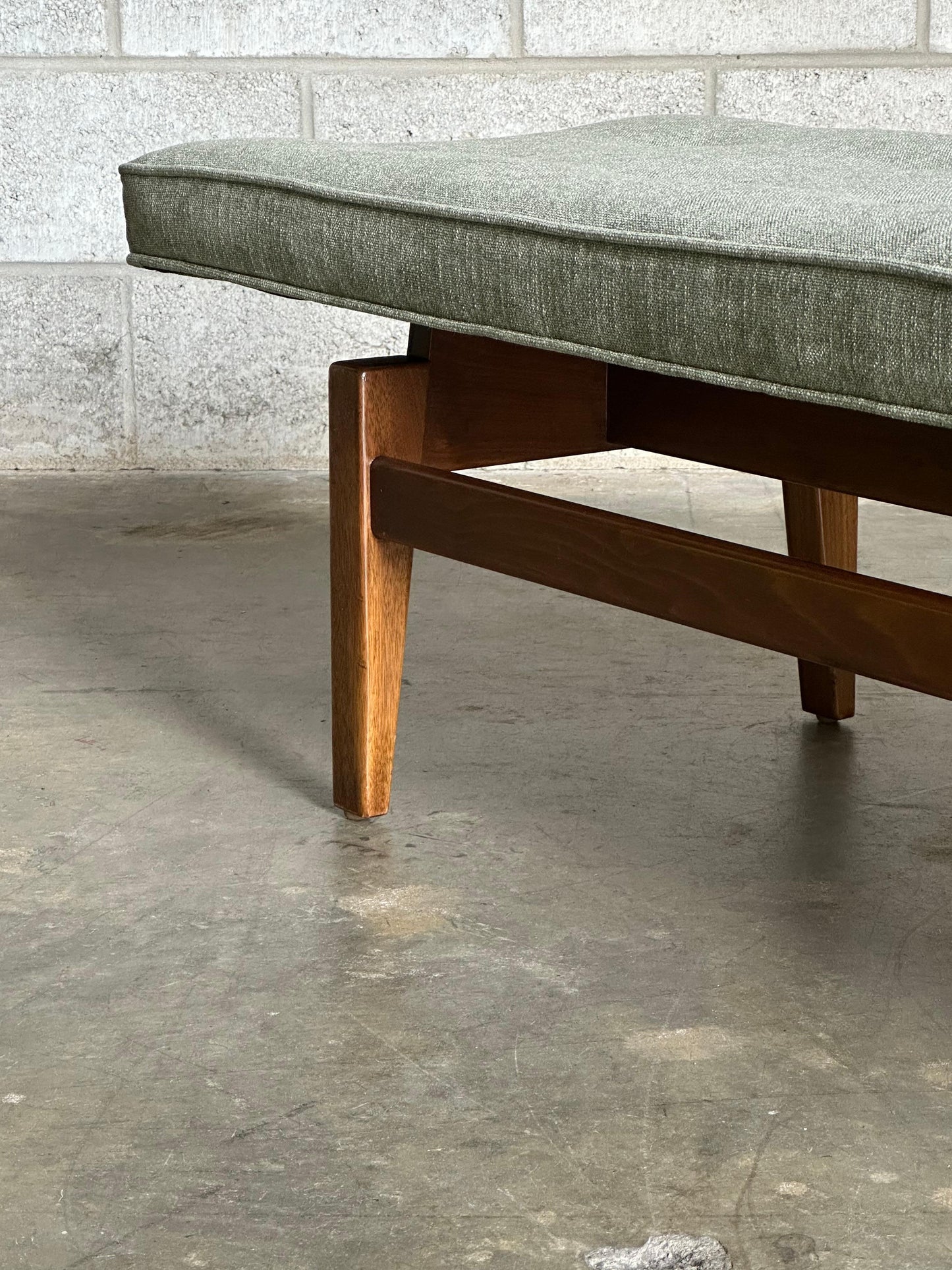 Frisman Vintage Vintage Jens Risom Six Foot (6ft) Floating Bench