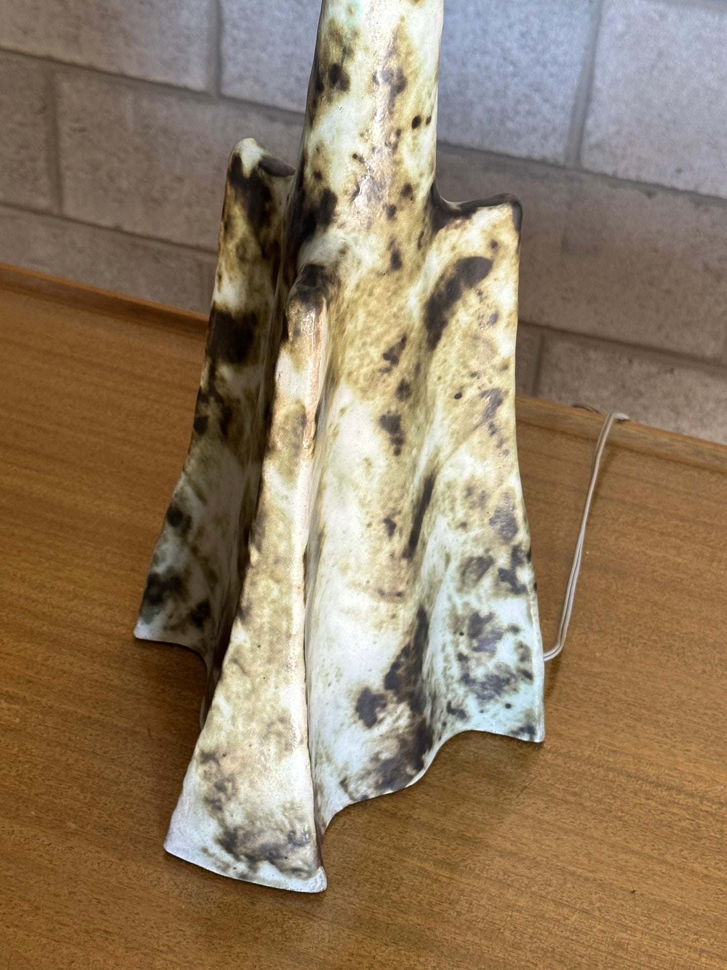 Frisman Vintage Rare Martz Lamp by Jane and Gordon Martz for Marhsall Studios, Ceramic, Freeform
