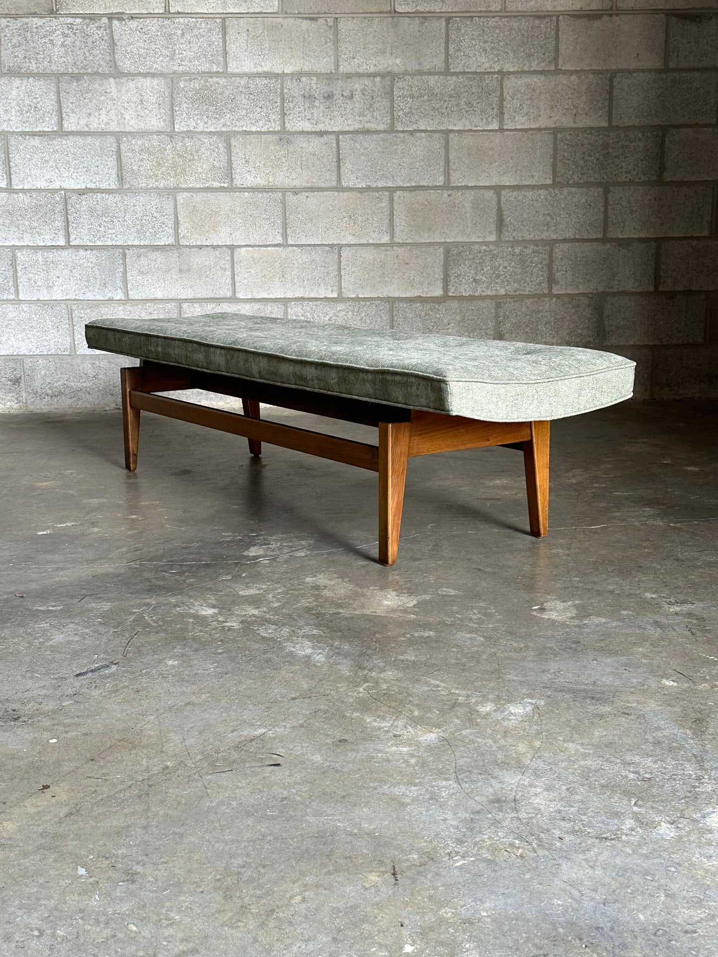 Frisman Vintage Vintage Jens Risom Six Foot (6ft) Floating Bench