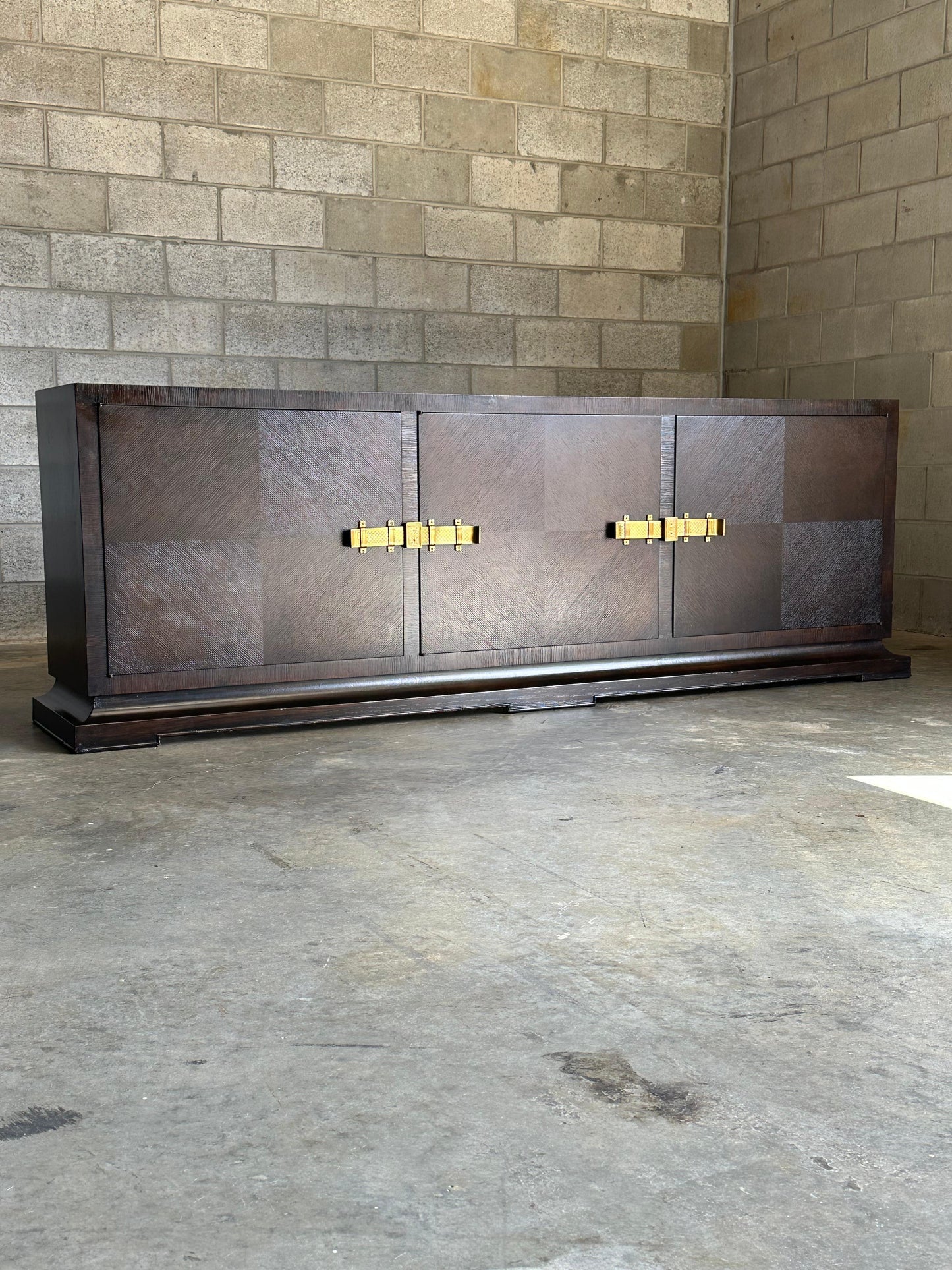 Frisman Vintage Tommi Parzinger Credenza/ Sideboard for Charak Modern