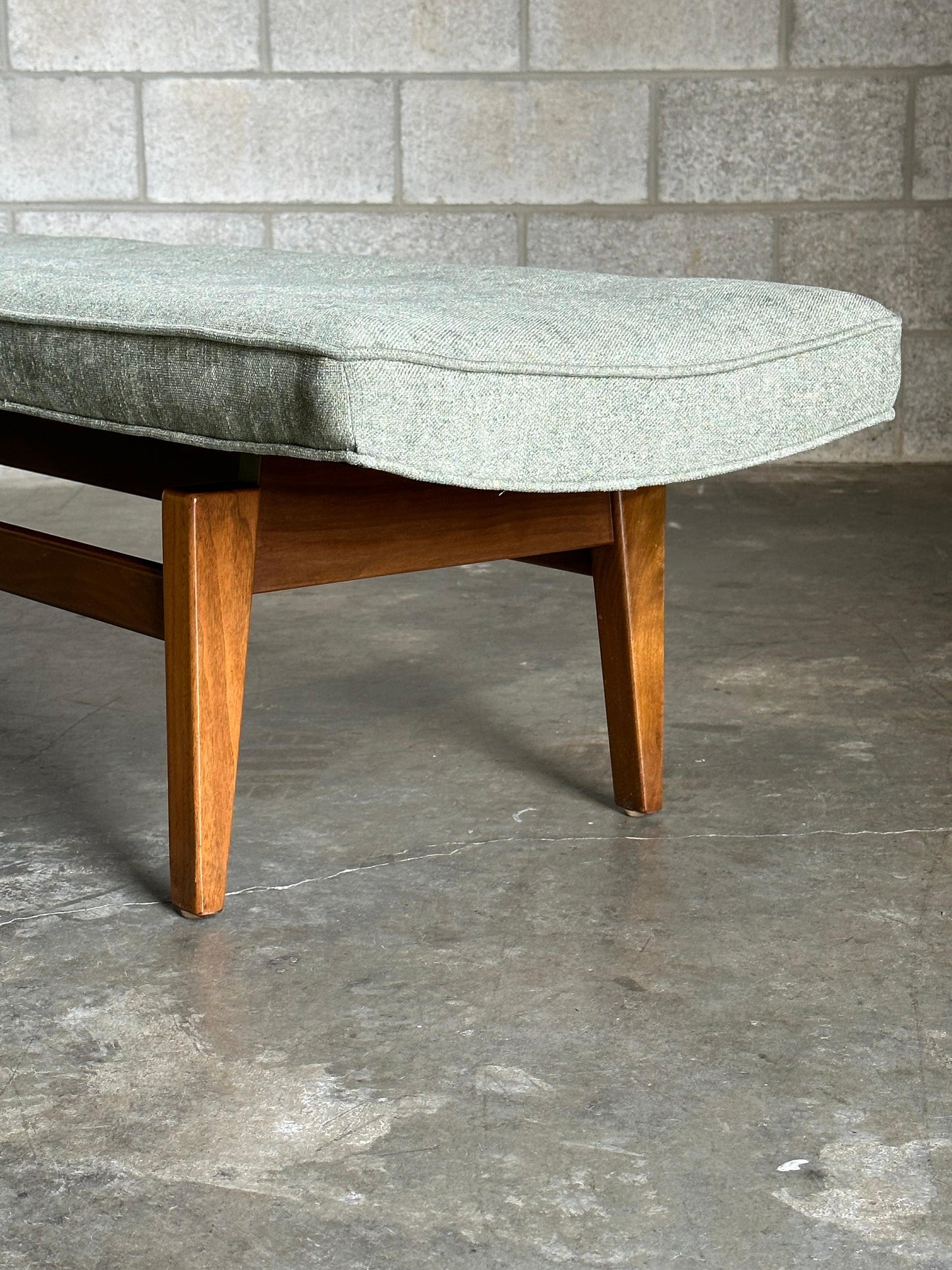 Frisman Vintage Vintage Jens Risom Six Foot (6ft) Floating Bench