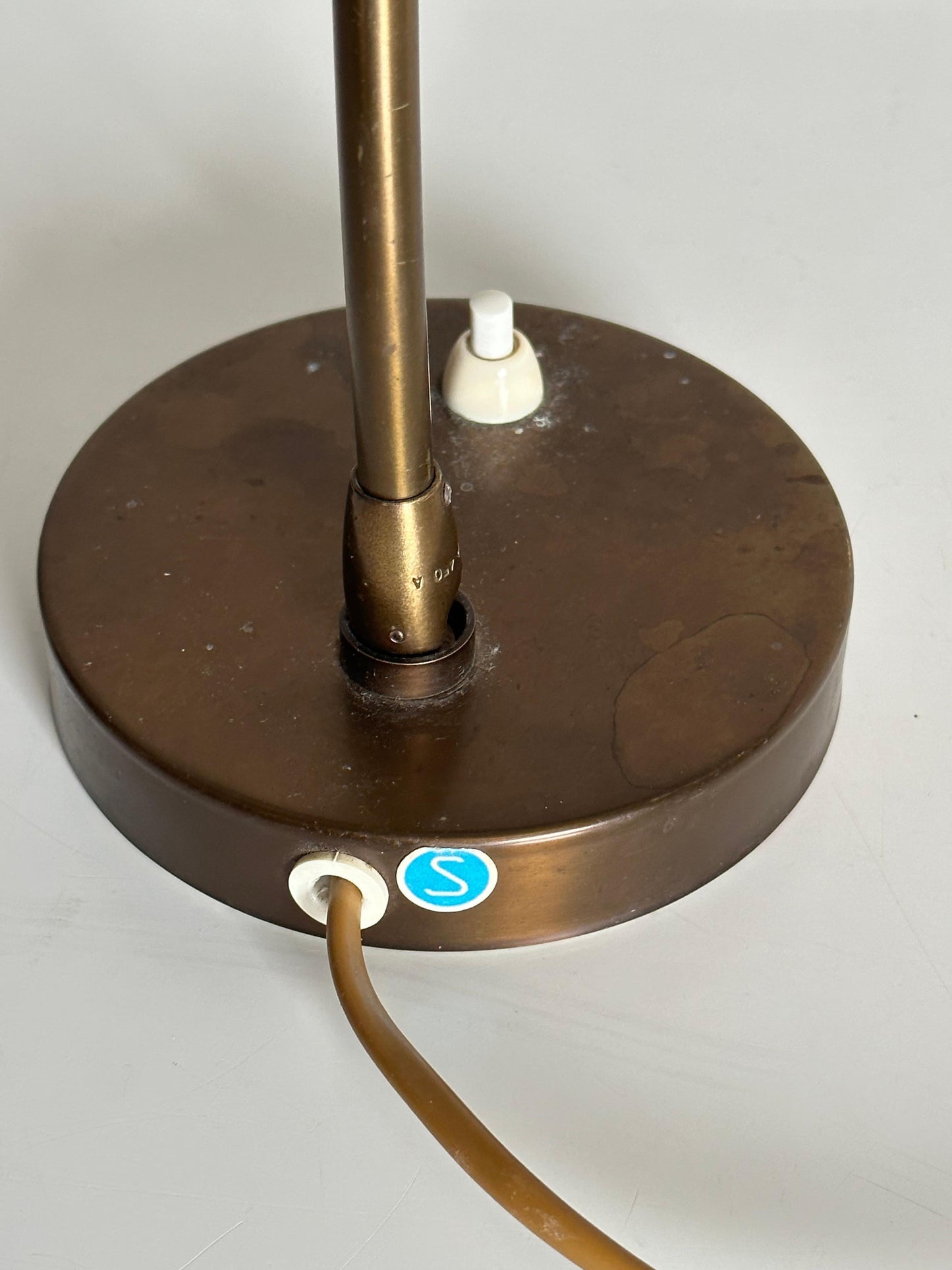 Frisman Vintage 1940s Swedish Modern Brass Desk or Banker/ Table Lamp by Asea