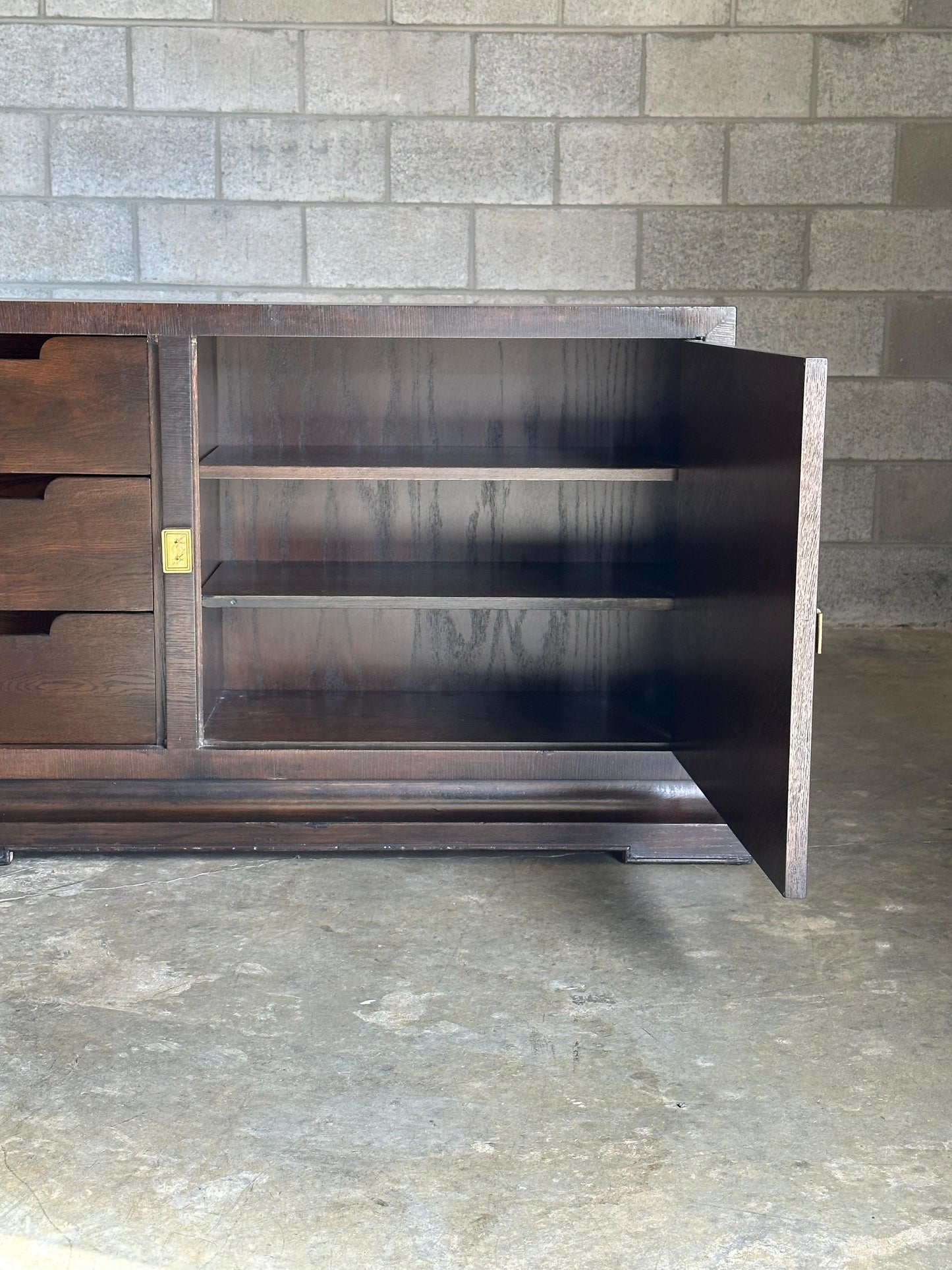 Frisman Vintage Tommi Parzinger Credenza/ Sideboard for Charak Modern