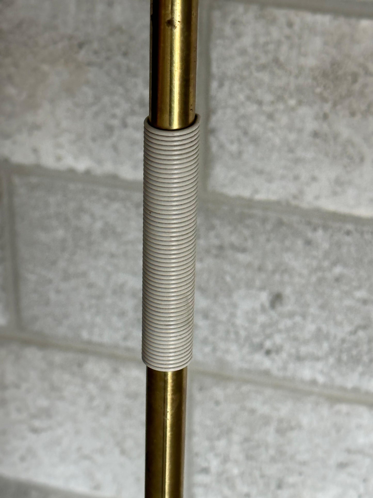 Frisman Vintage Minimalist Floor Lamp by Rupert Nikoll, Brass and Iron