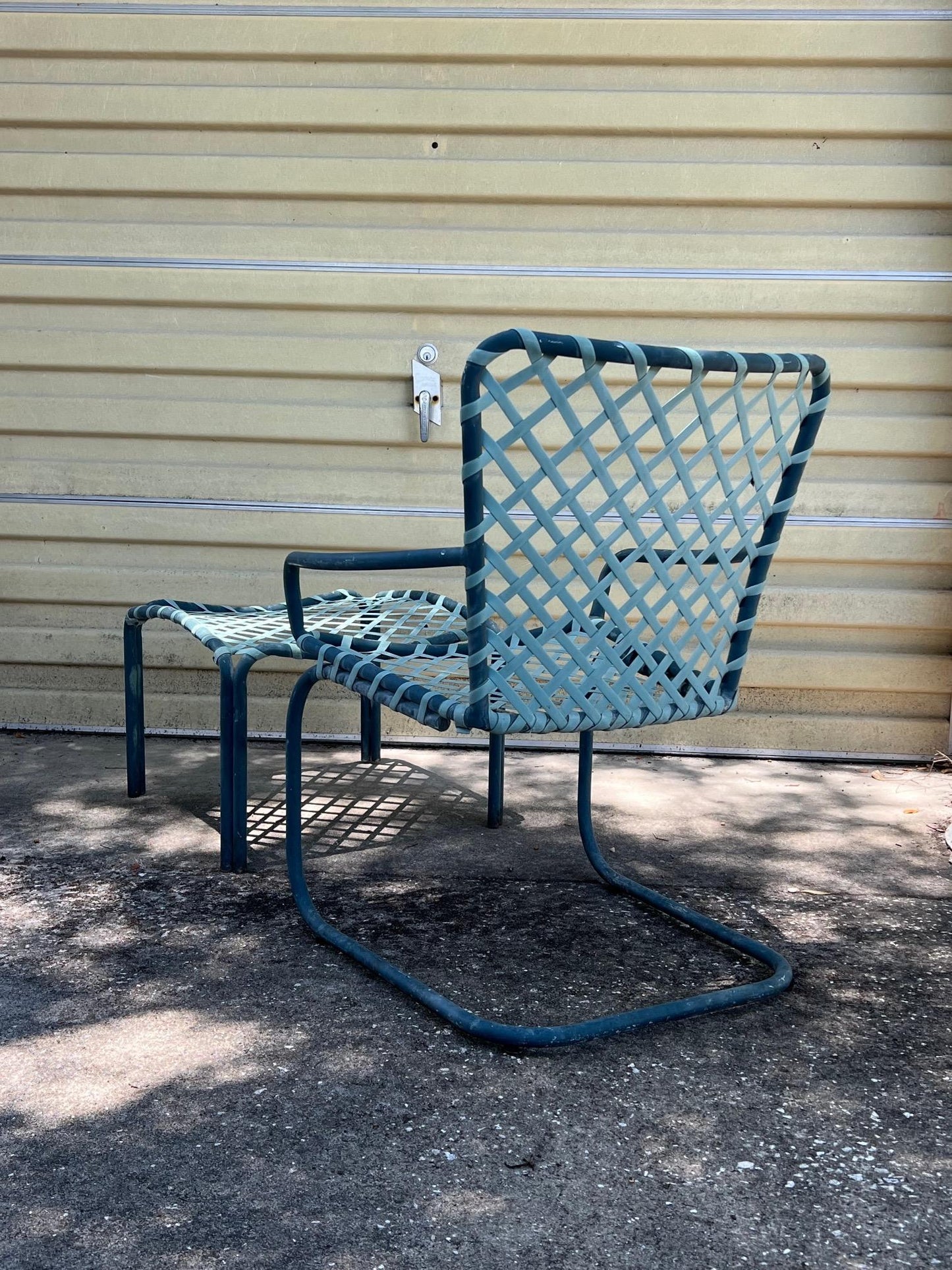 Frisman Vintage Brown Jordan Patio Pieces