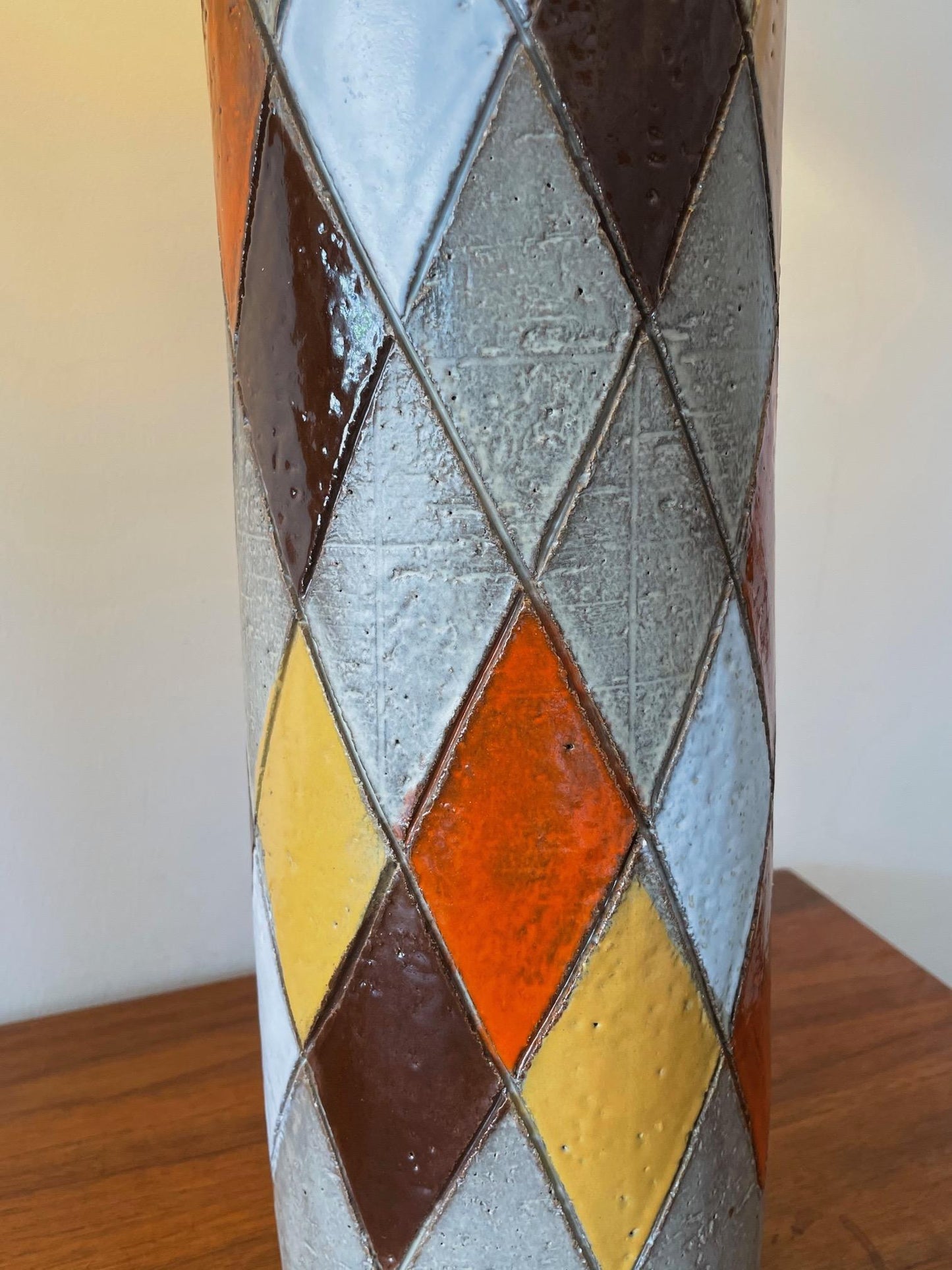 Frisman Vintage Pair of Aldo Londi Bitossi Cermaic Lamps Harlequin Pattern