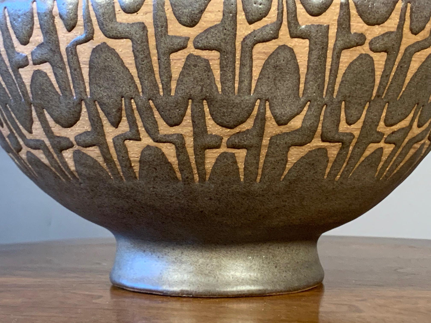 Frisman Vintage Monumental Clyde Burt Ceramic Lamp