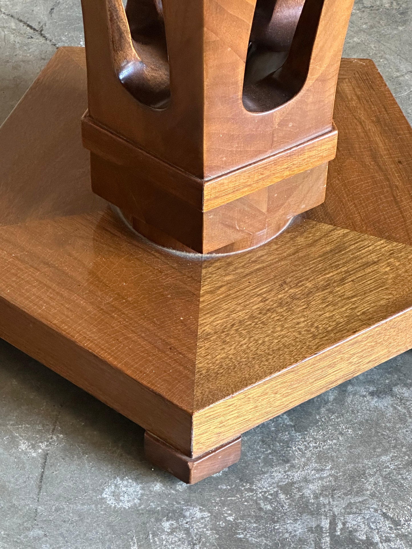 Frisman Vintage Edward Wormley for Dunbar Large Tulip End/ Side Table in Travertine and Walnut