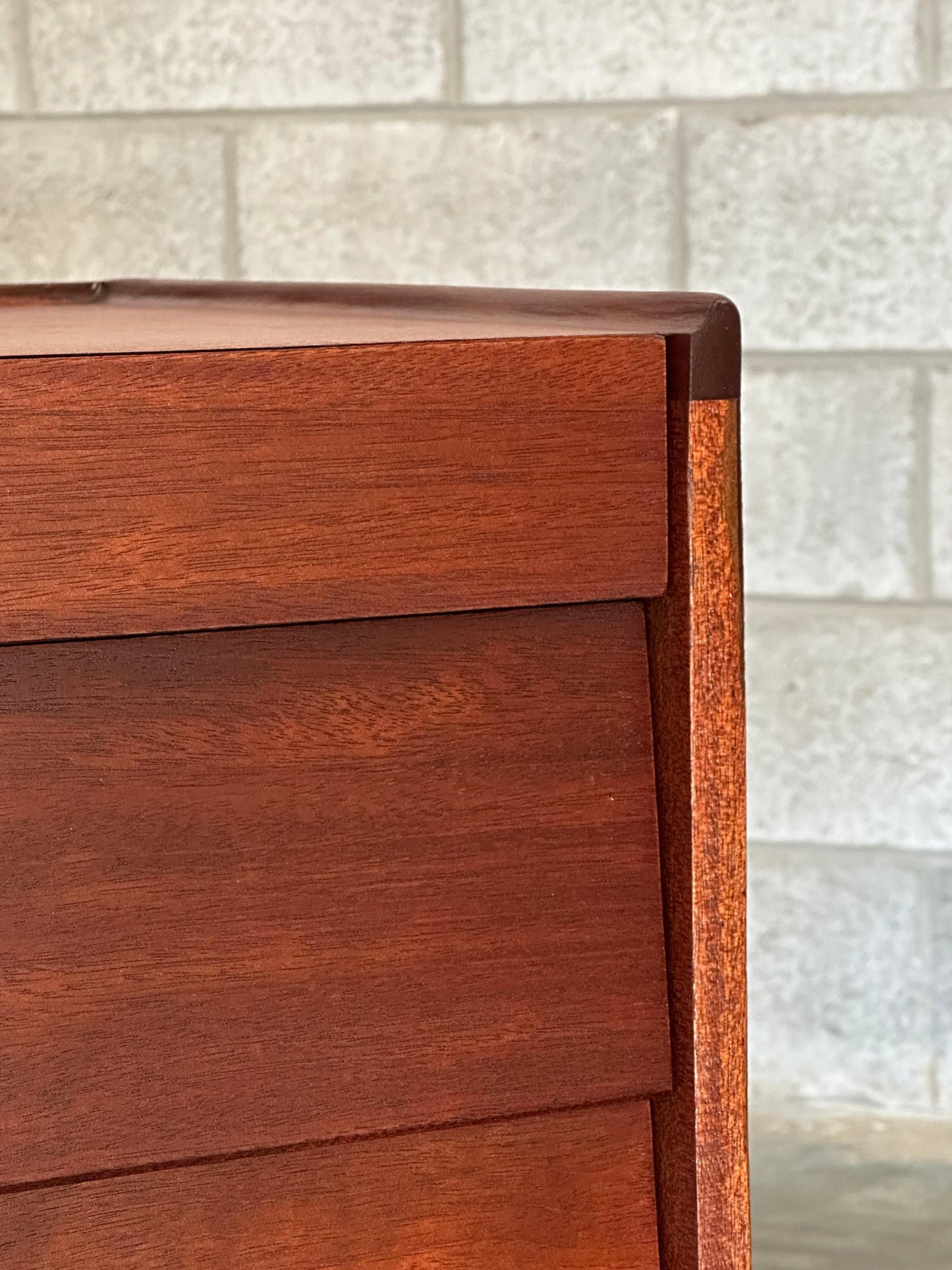 Frisman Vintage Edward Wormley for Dunbar Small Louvered Chest of Drawers