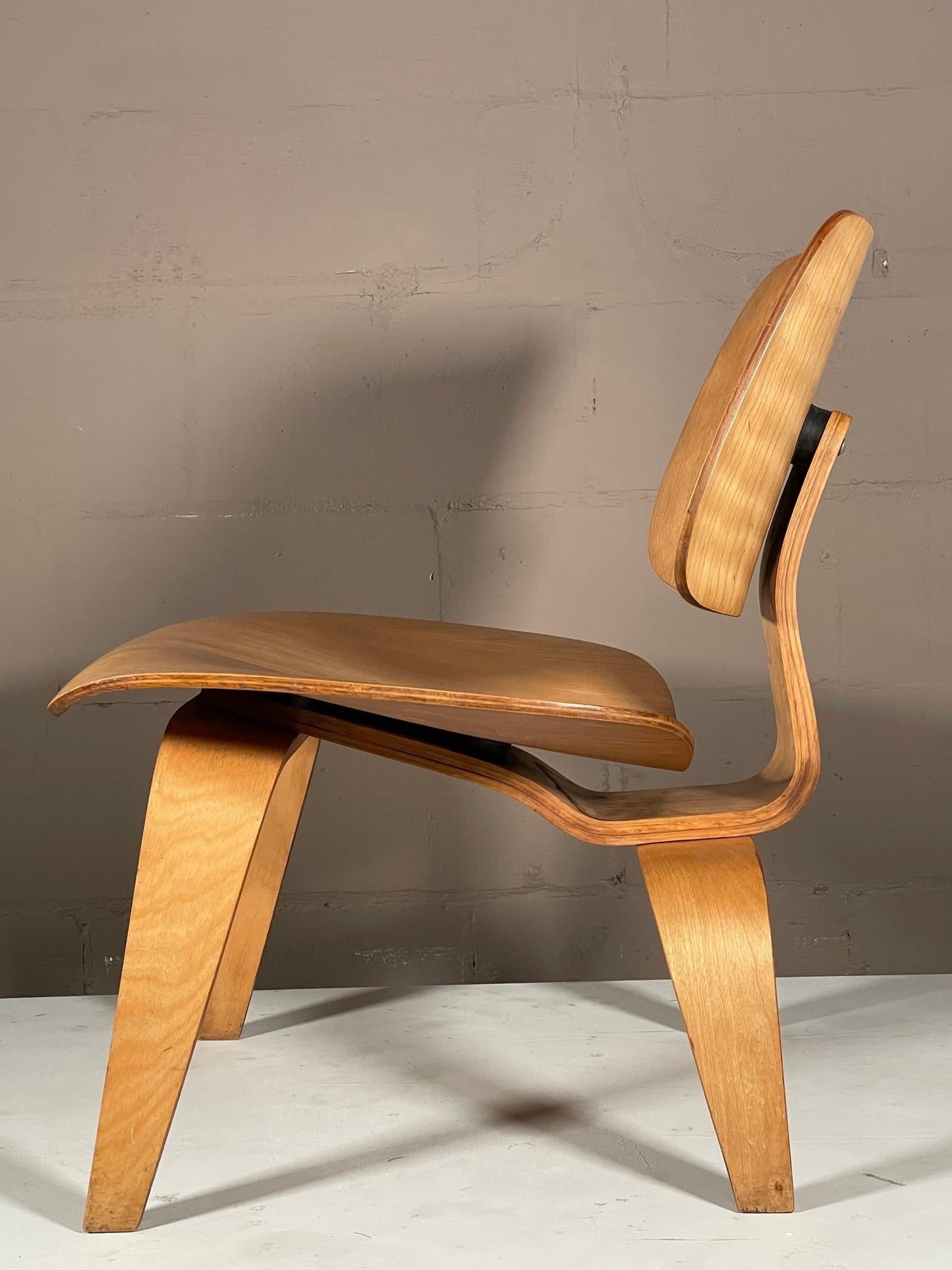 Frisman Vintage Evans Herman Miller LCW by Charles Eames