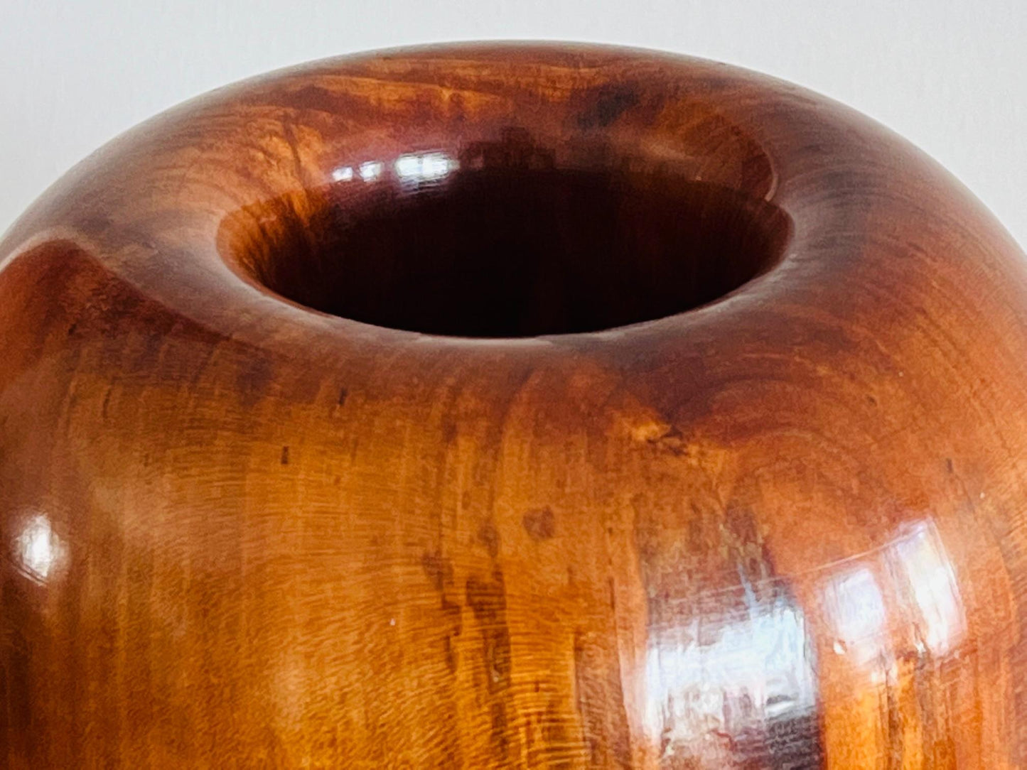 Frisman Vintage Edward Moulthrop Wild Cherry Bowl