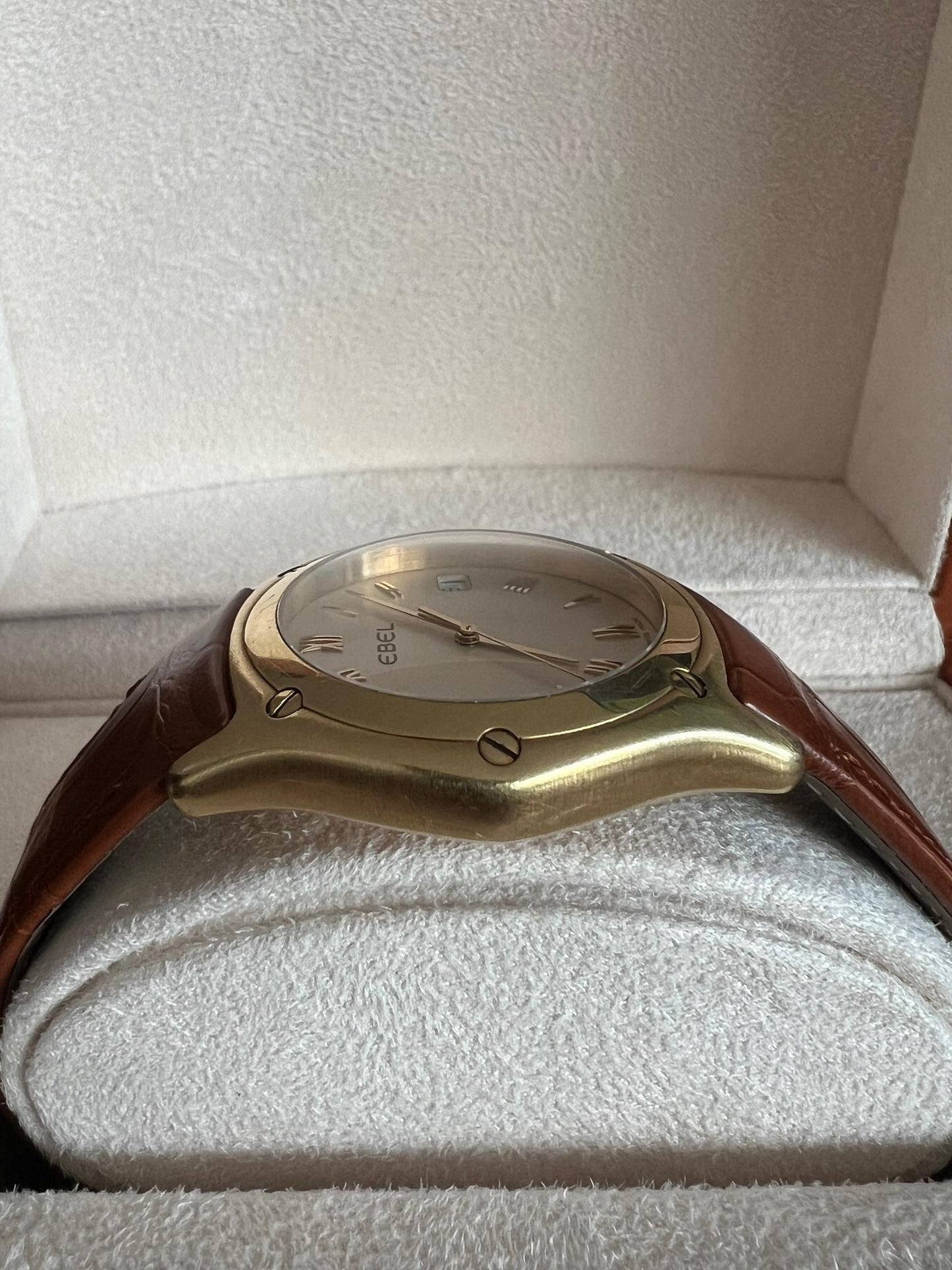Frisman Vintage Ebel Classic Wave Senior 8187F41 18K Gold