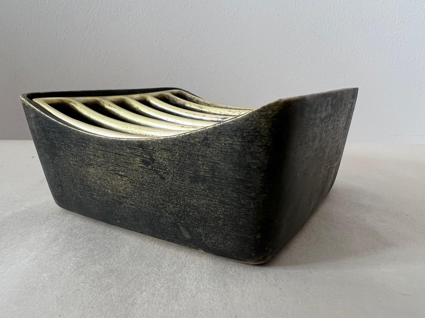 Frisman Vintage Sculptural Werkstätte Hagenauer Modernist Brass Ashtray, Austria, 1950s