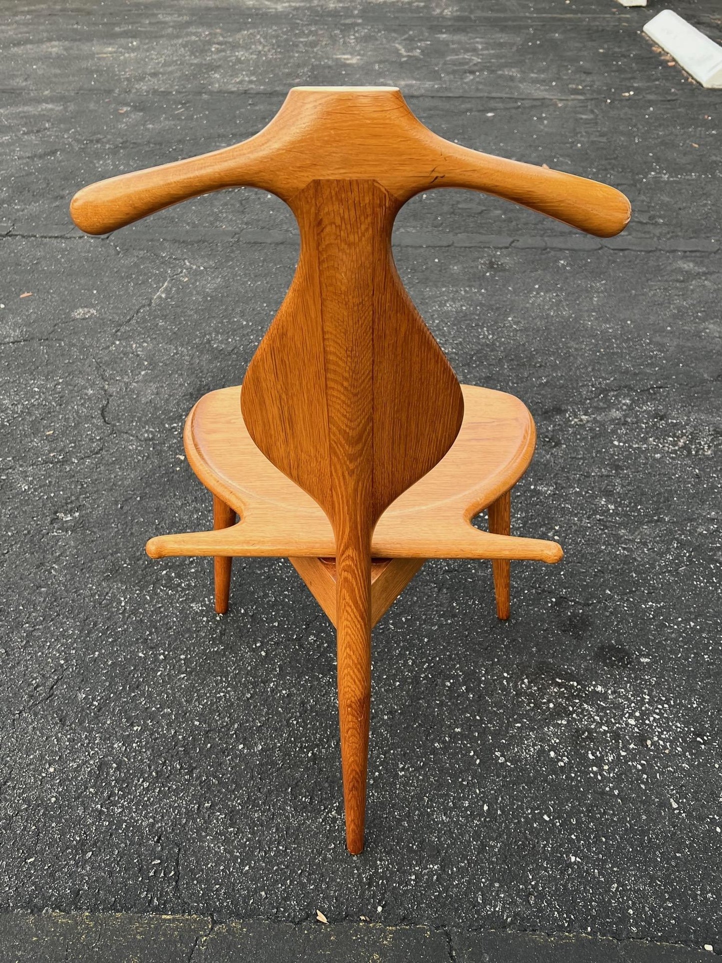 Frisman Vintage A Vintage Hans Wegner Oak Valet Chair By Johannes Hansen