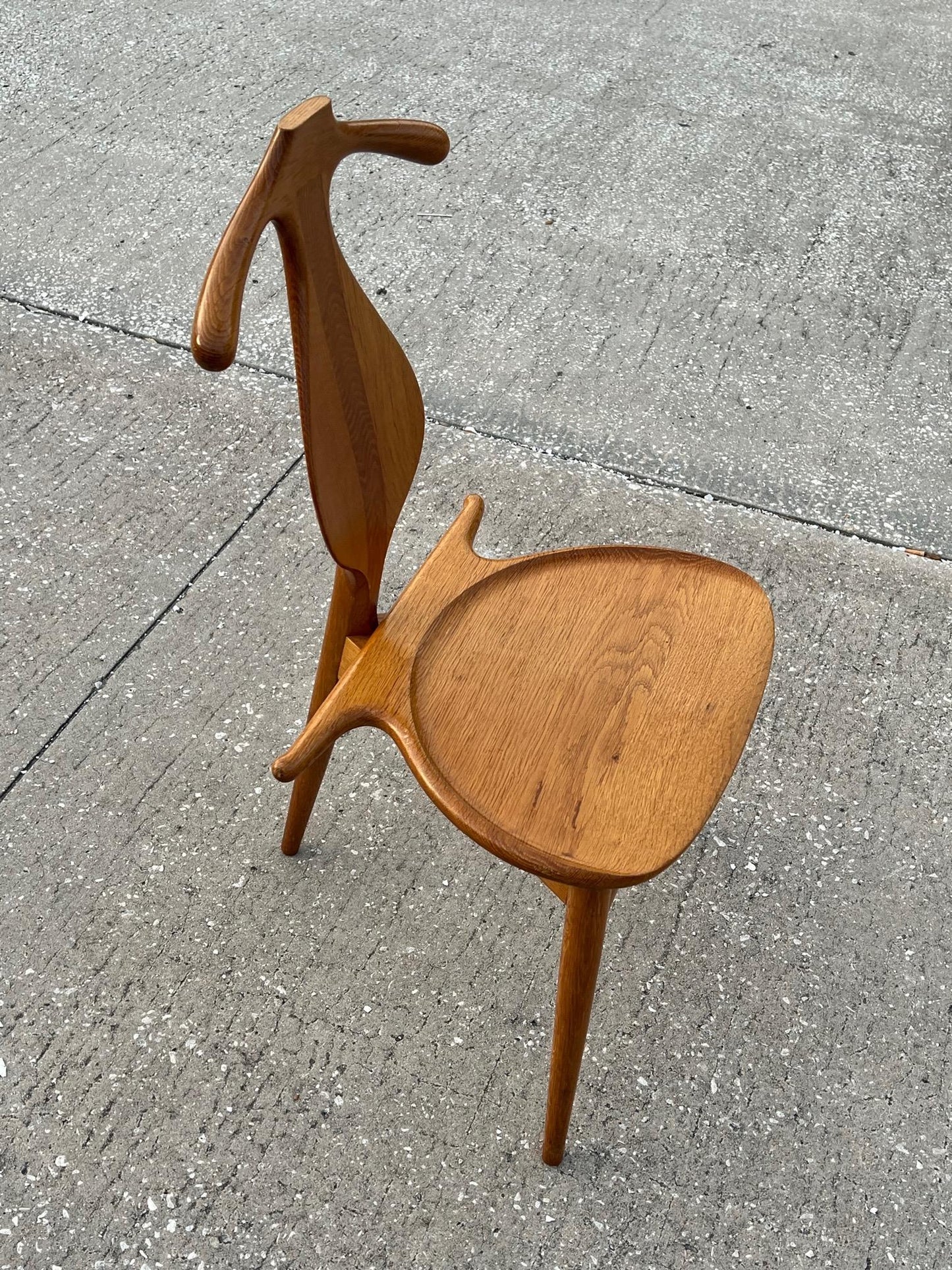 Frisman Vintage A Vintage Hans Wegner Oak Valet Chair By Johannes Hansen