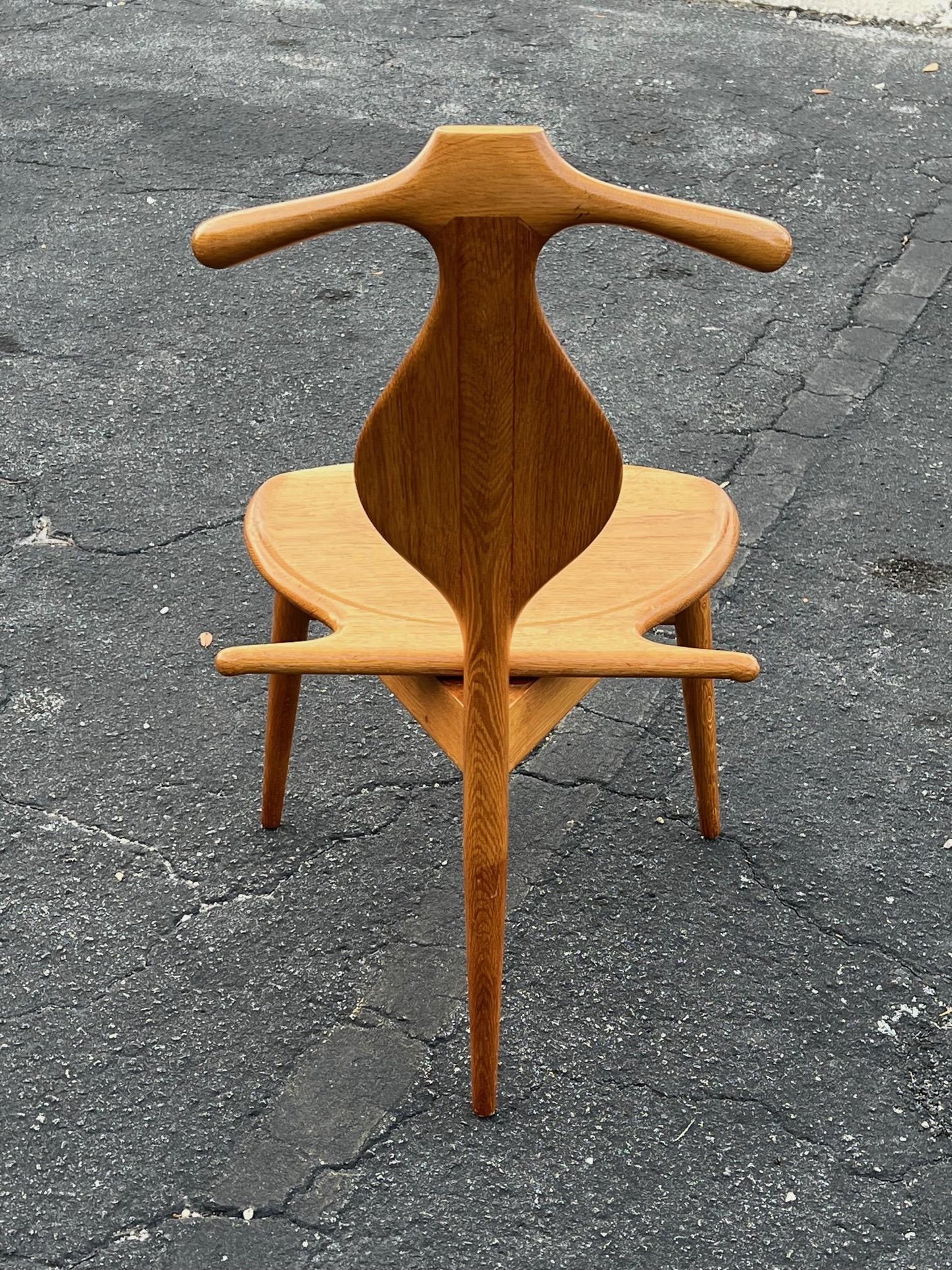 Frisman Vintage A Vintage Hans Wegner Oak Valet Chair By Johannes Hansen