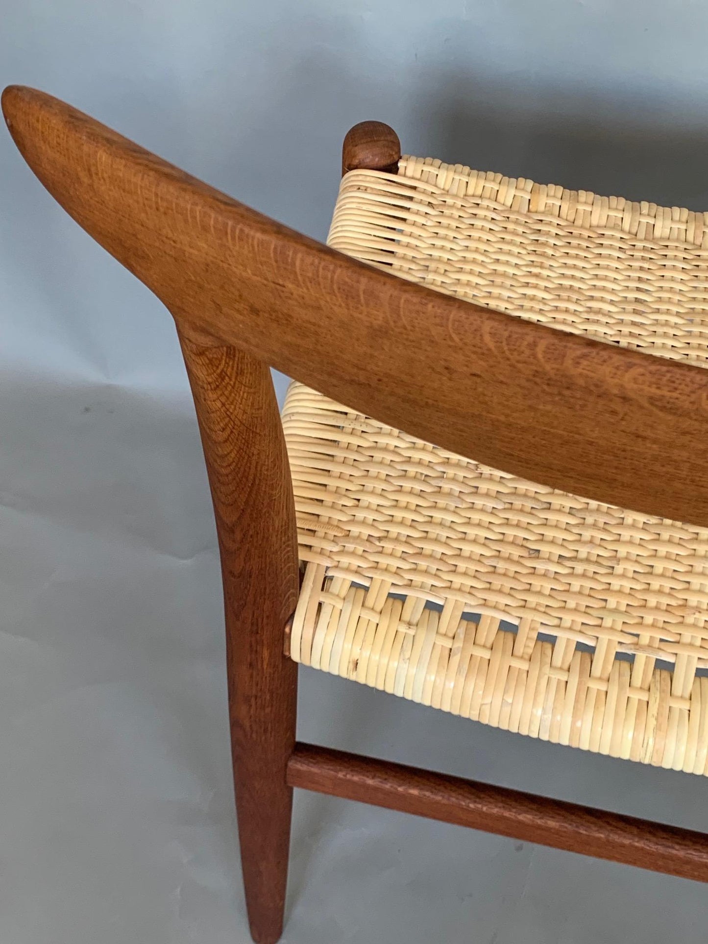 Frisman Vintage Pair of Classic Hans Wegner Side Chairs in Oak