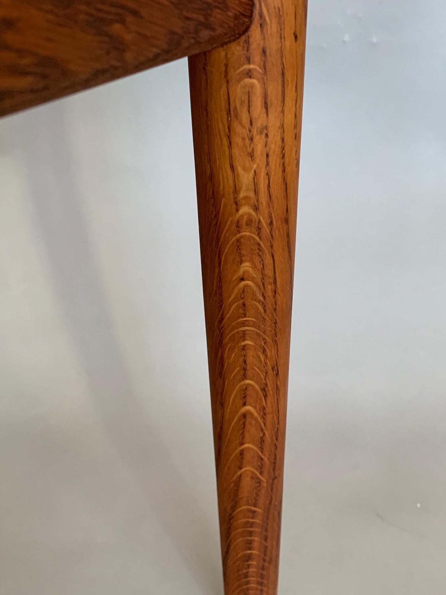 Frisman Vintage Pair of Classic Hans Wegner Side Chairs in Oak