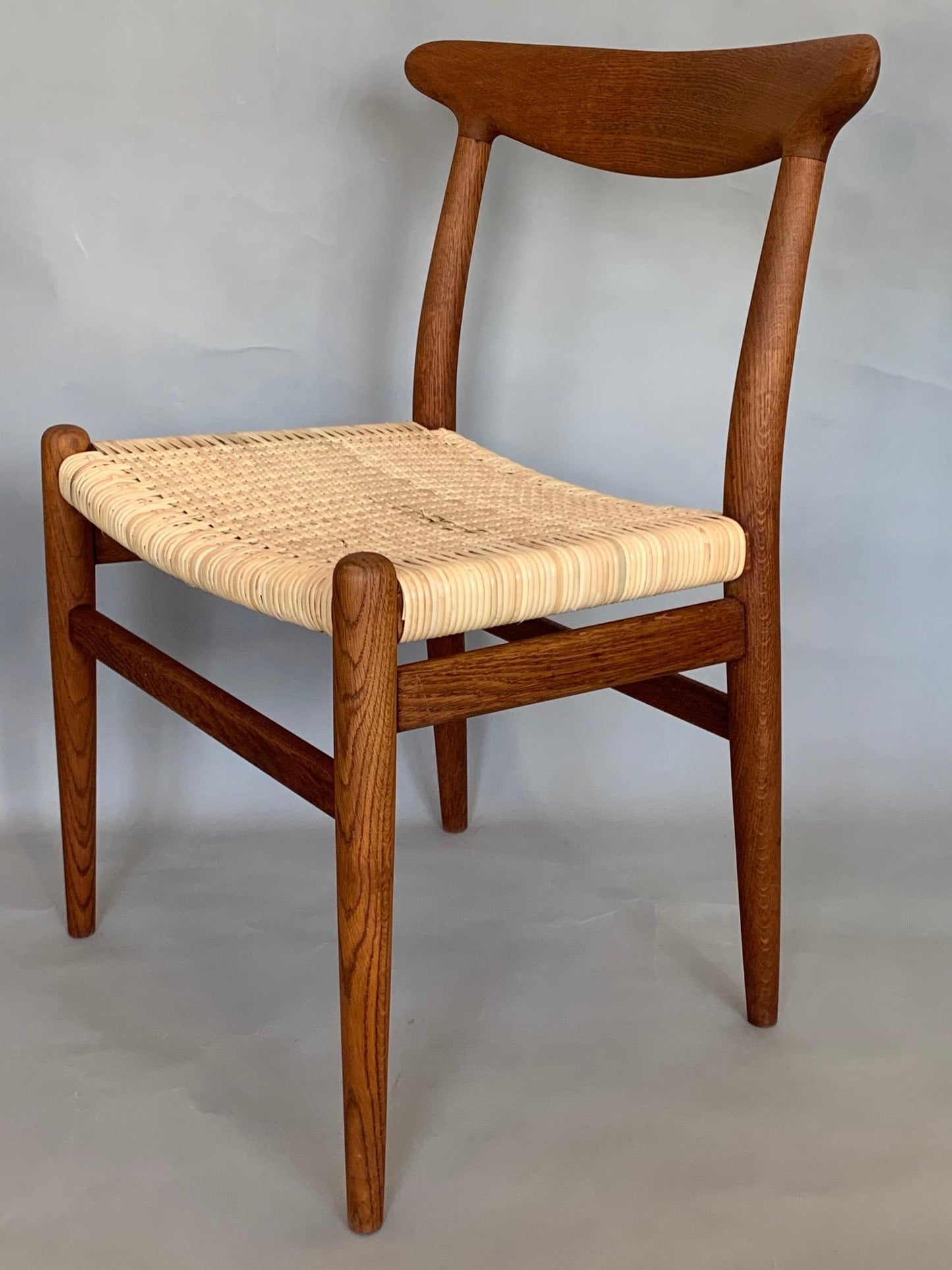 Frisman Vintage Pair of Classic Hans Wegner Side Chairs in Oak