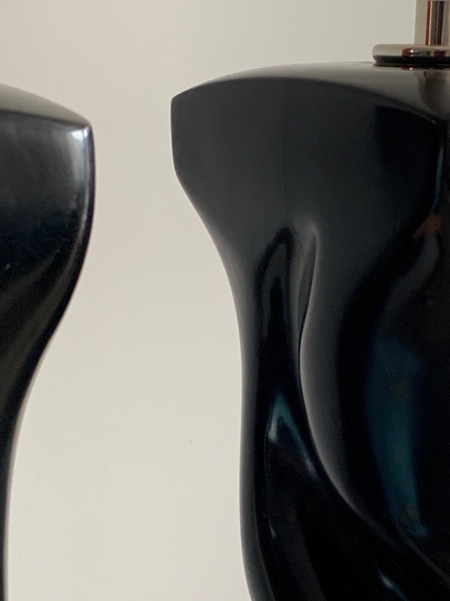 Frisman Vintage Pair of Table Lamps by Heifetz in Black Lacquer