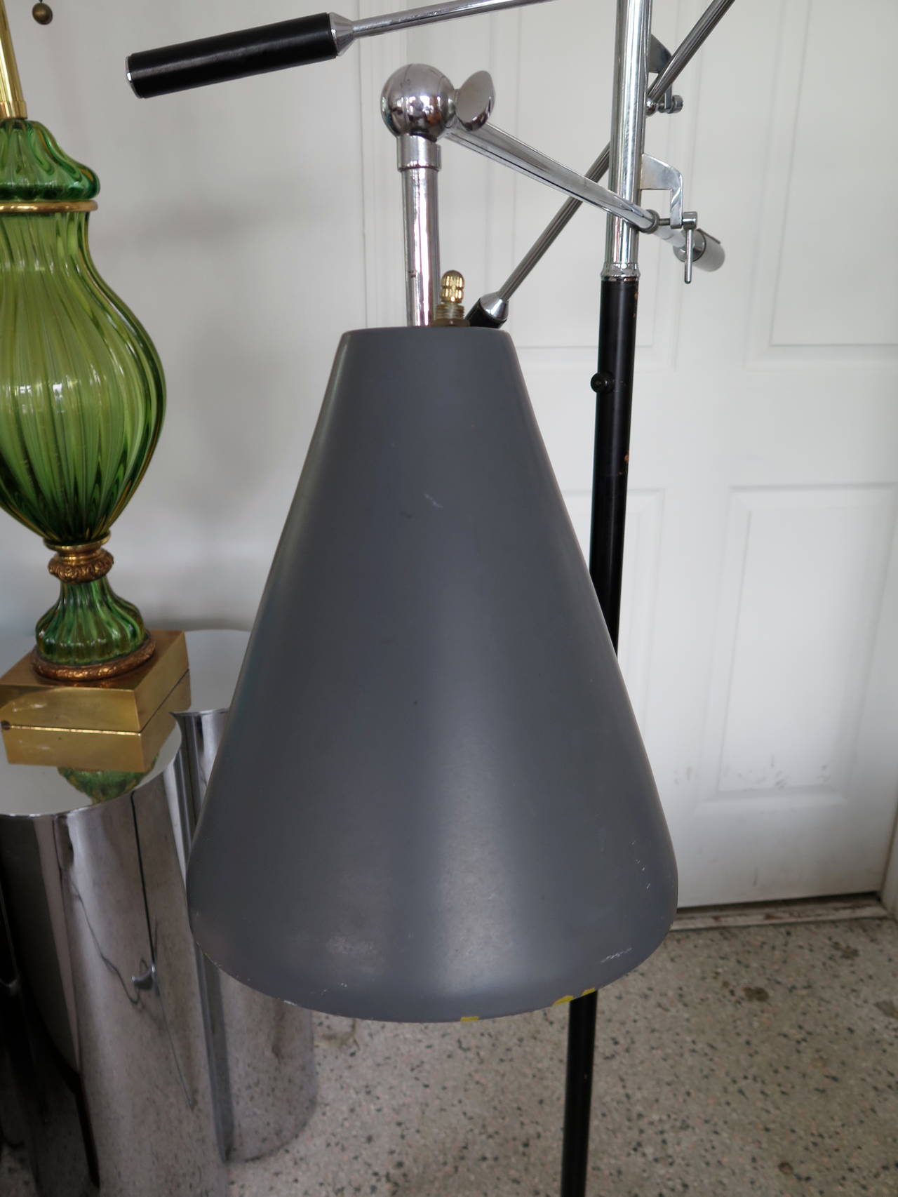 Frisman Vintage Triennale Style Midcentury Italian Floor Lamp, circa 1960s