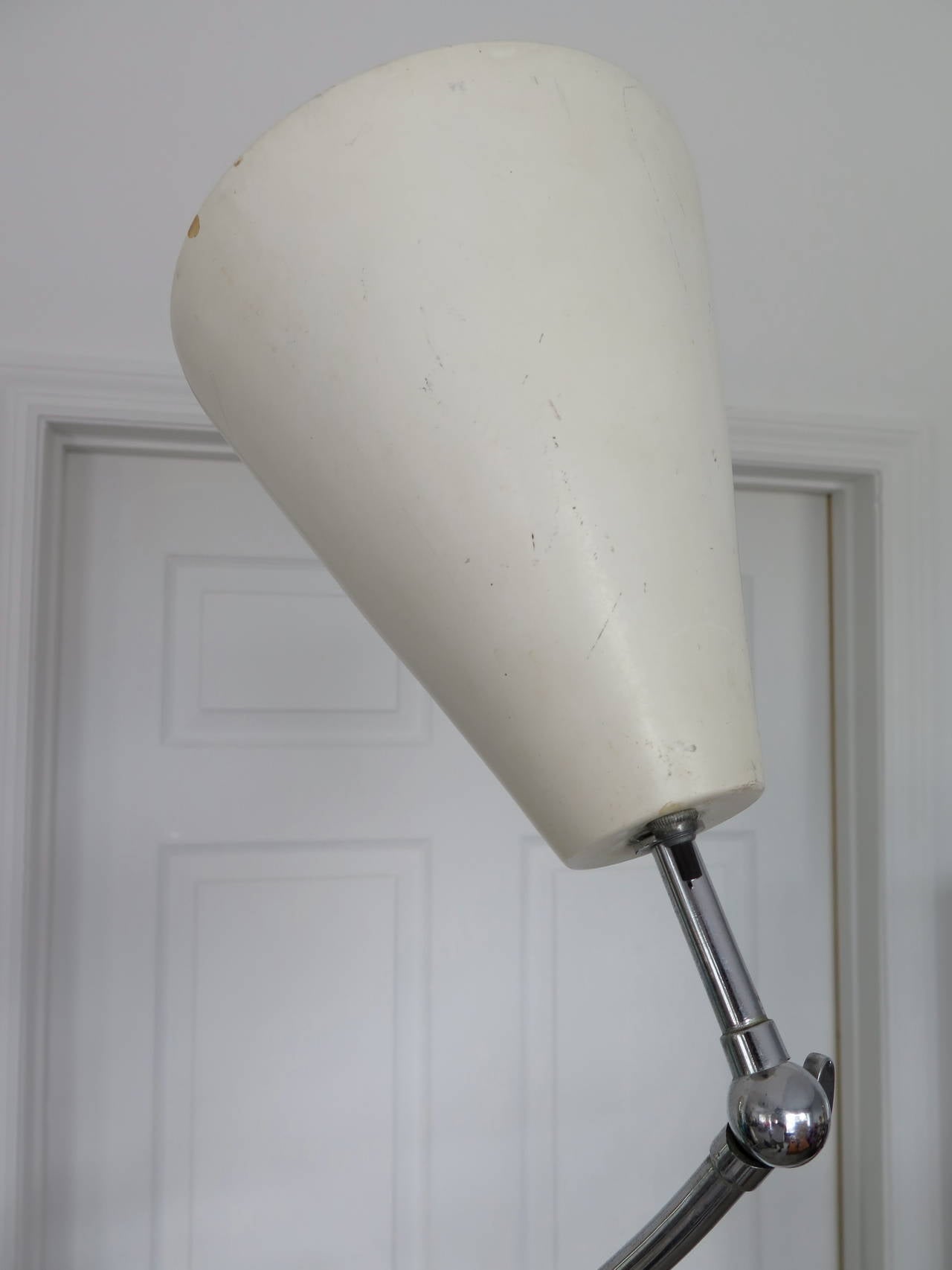 Frisman Vintage Triennale Style Midcentury Italian Floor Lamp, circa 1960s