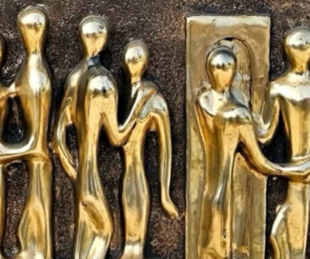 Frisman Vintage “Lovers” Huge Brutalist Fiberglass Wall Sculpture Espada for Finesse Originals