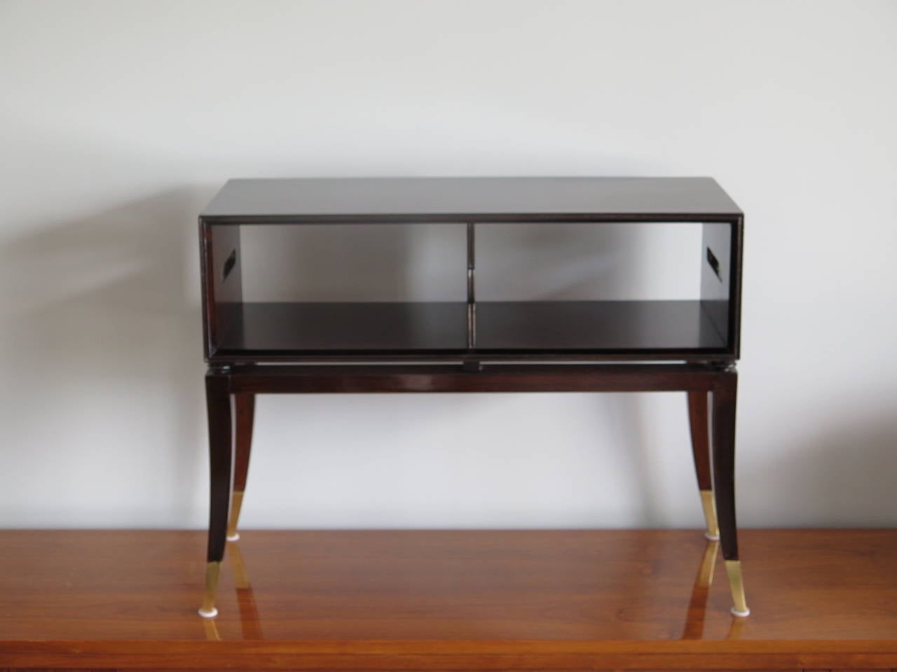 Frisman Vintage Rare Tommi Parzinger Magazine Table with Handles