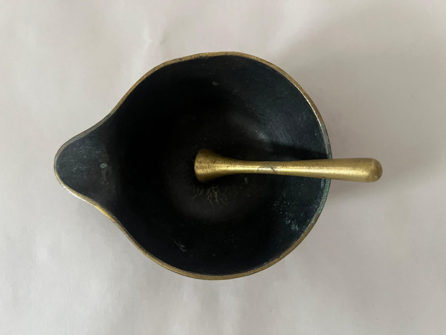 Frisman Vintage Sculptural Werkstätte Hagenauer Modernist Brass Bowl Pestle, Austria, 1950s
