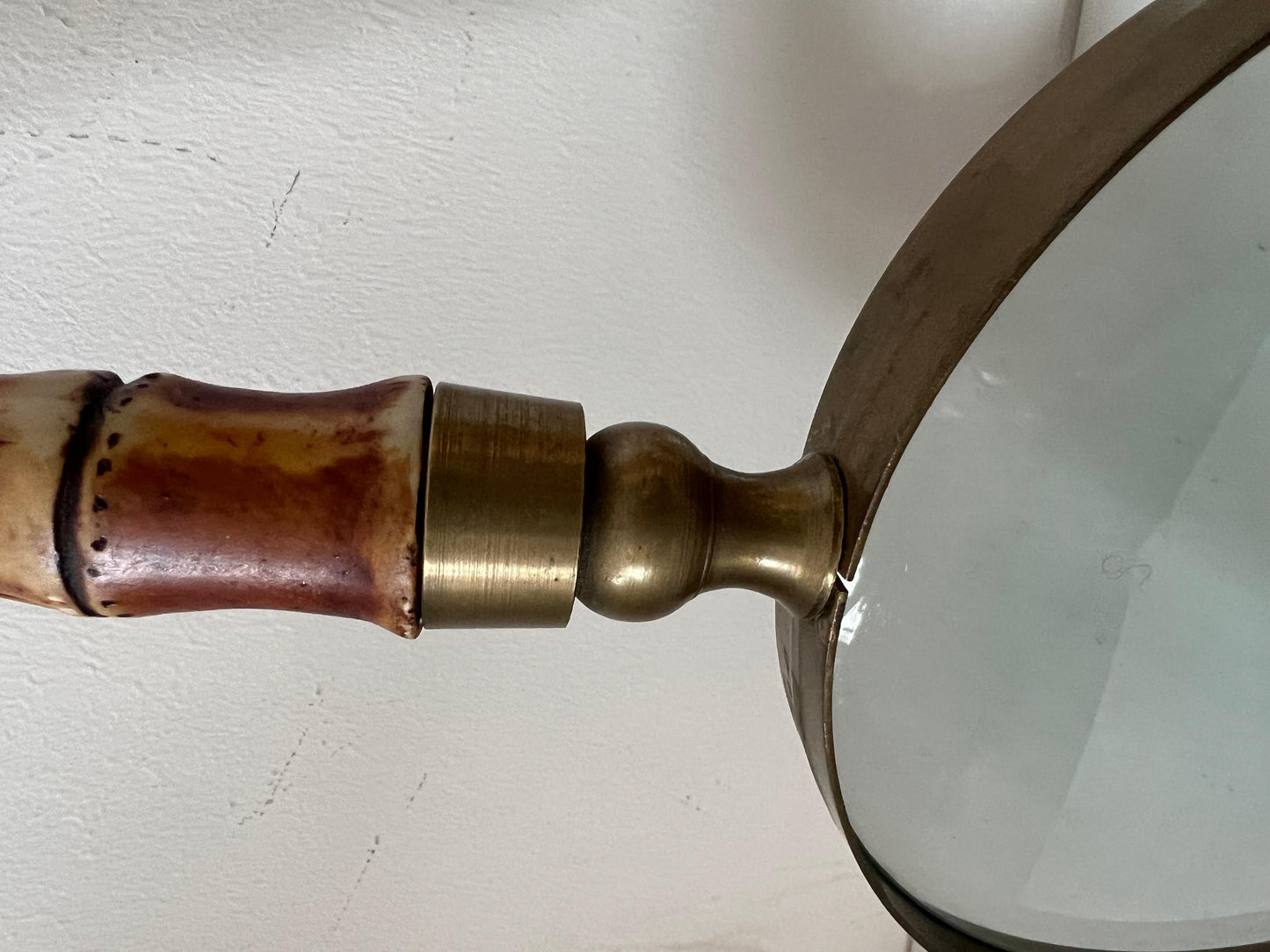 Frisman Vintage A Large Magnifying Glass With Bamboo Handle