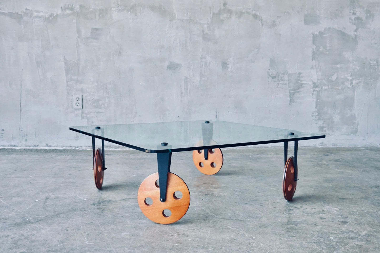 Frisman Vintage Gae Aulenti Style Postmodern Industrial Coffee Table lood Wheels Fontana Arte