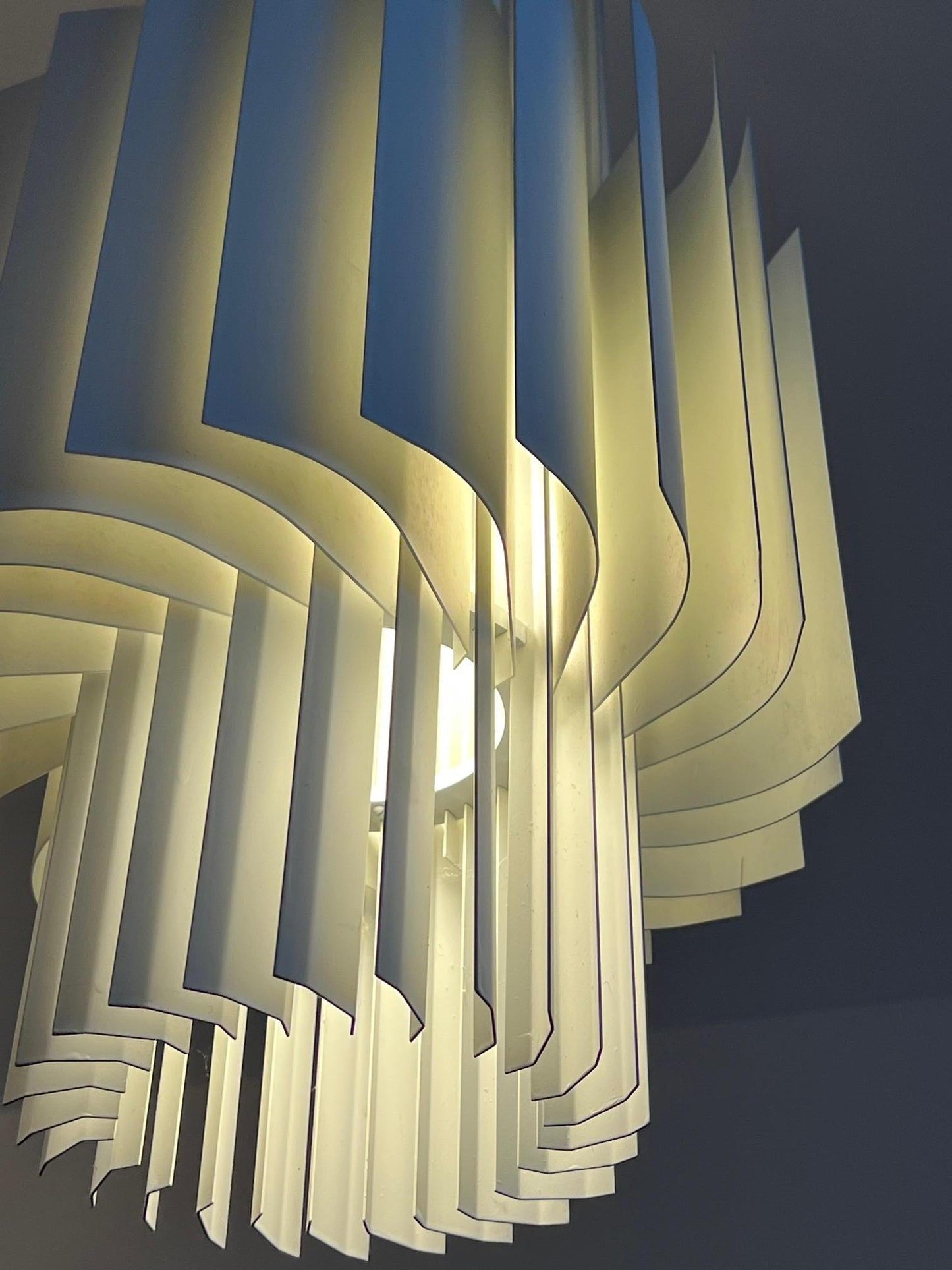 Frisman Vintage Ilse Hofman Aluminium Louvered Chandelier for Airborne International 1960’s