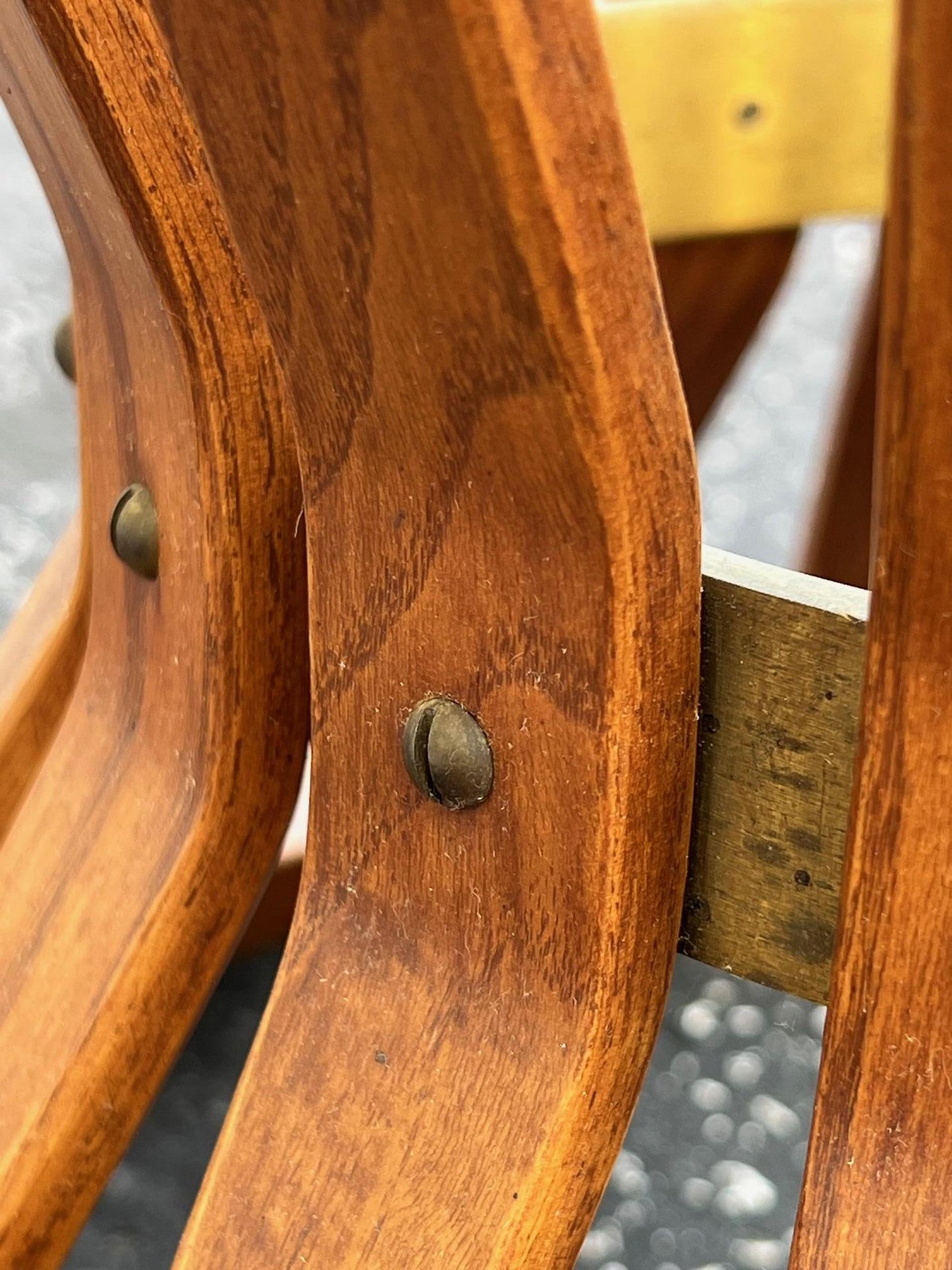 Frisman Vintage Dunbar Sheaf Of Wheat Table With Glass Top
