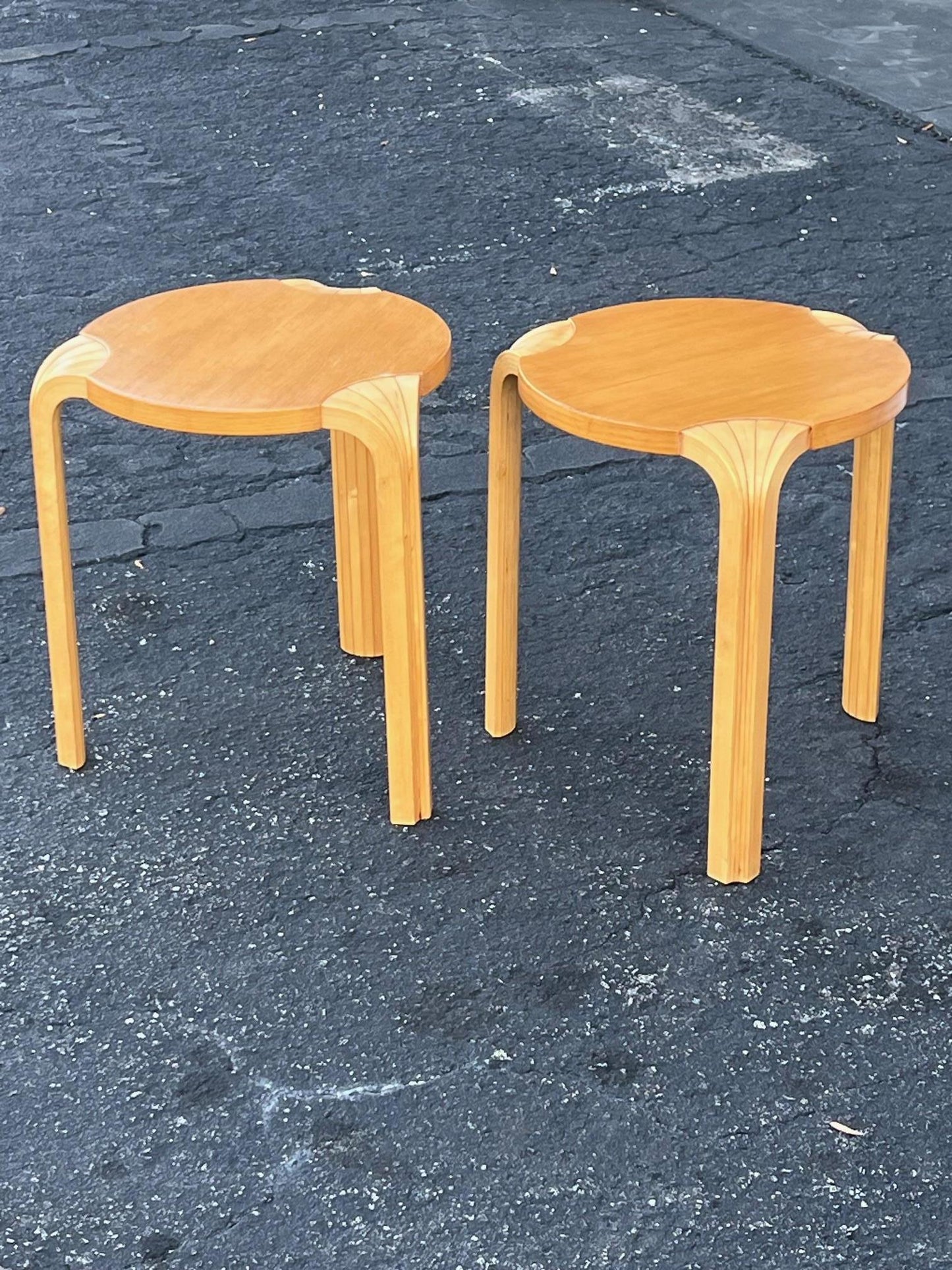 Frisman Vintage A Pair Of Vintage Alvar Aalto Fan Leg Stools ca' 1970'sq