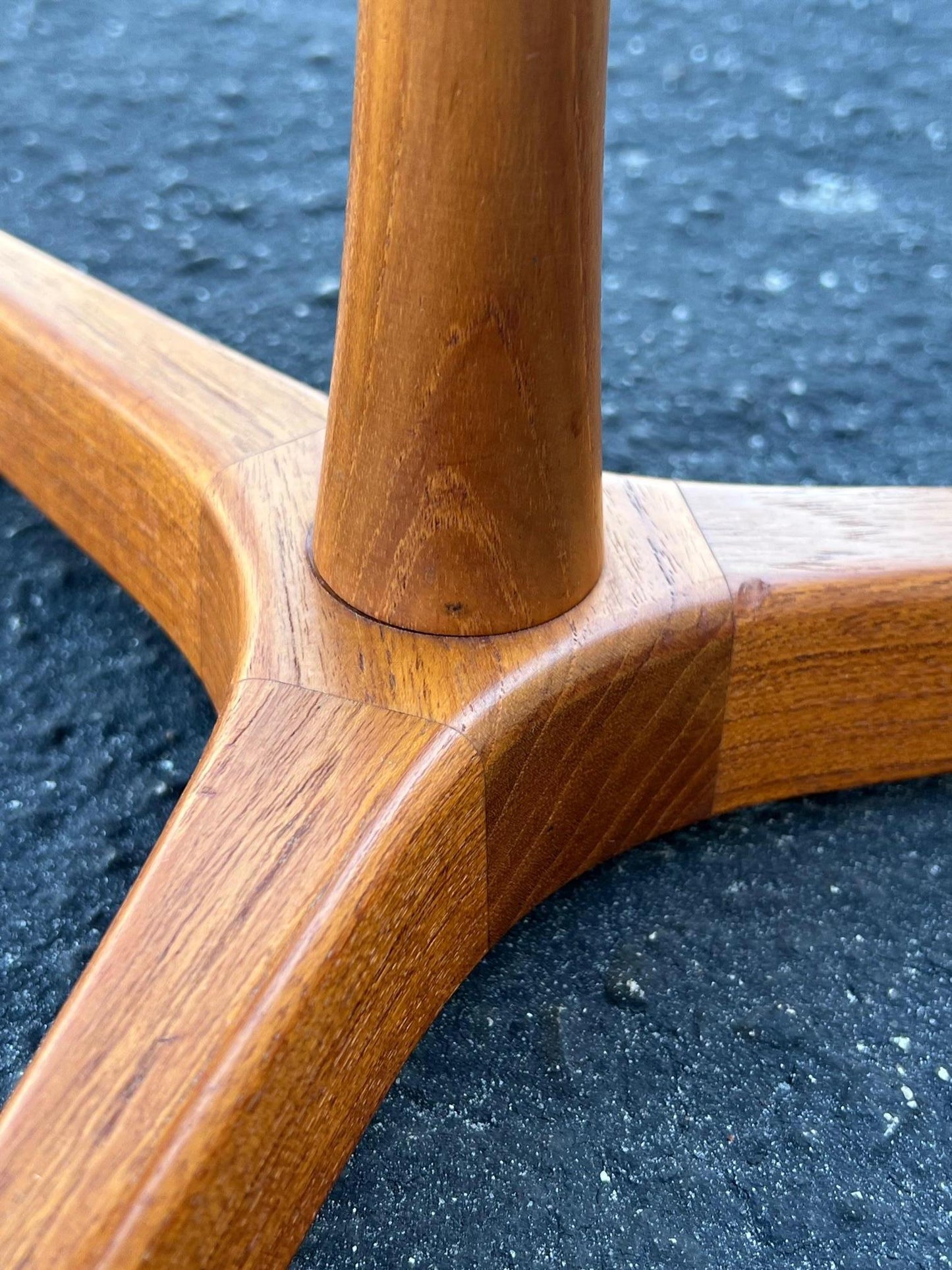 Frisman Vintage A Vintage Hans Andersen Danish Side Table