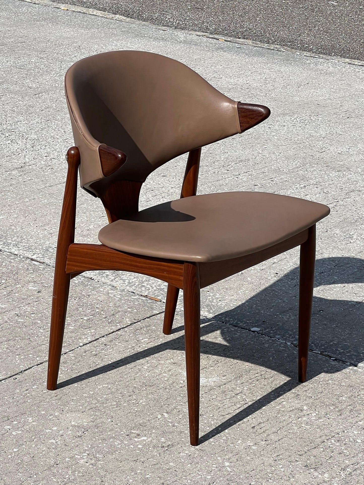 Frisman Vintage Classic Arne Vodder Leather And Teak Chair For Mahjongg Holland 1964