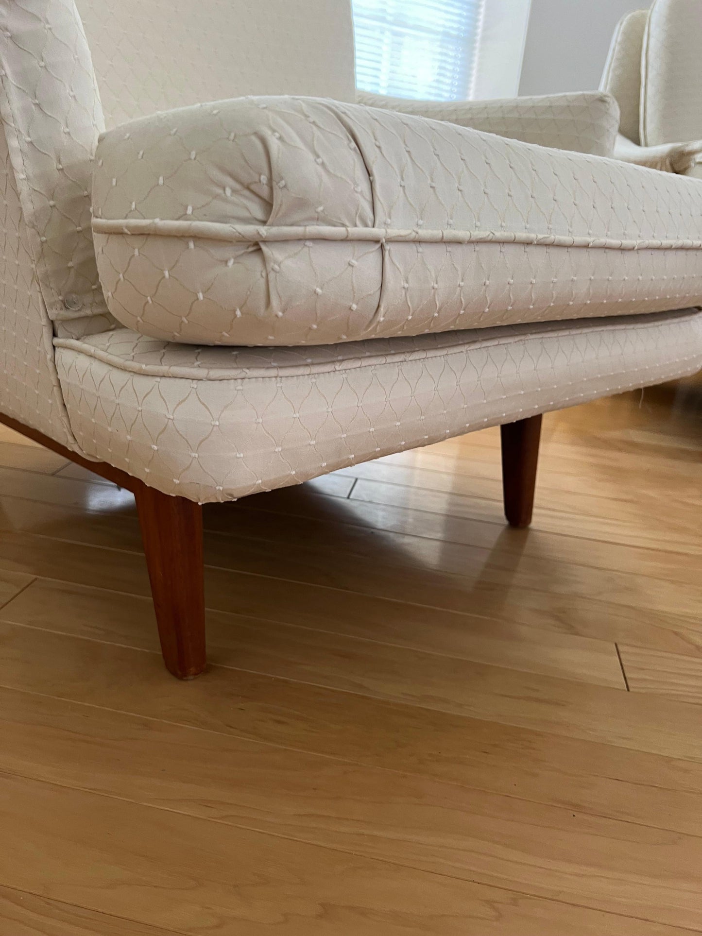 Frisman Vintage A Pair Of Wormley Dunbar Chairs From The Janus Collection Ca' 1960's