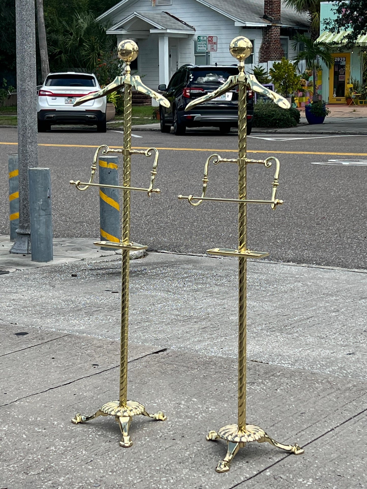 Frisman Vintage A Matched Pair Of Heavy Brass Valets Polished