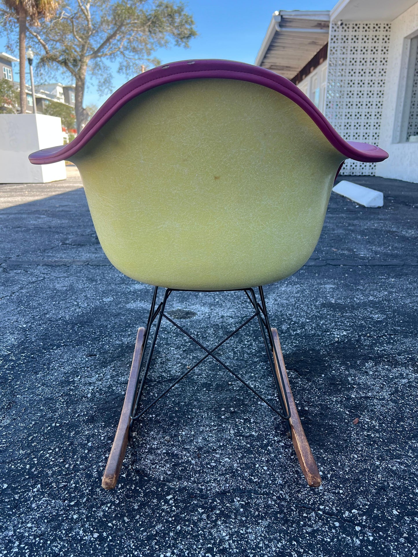 Frisman Vintage Charles Eames Classic RAR Rocking Chair Herman Miller Lemon Yellow