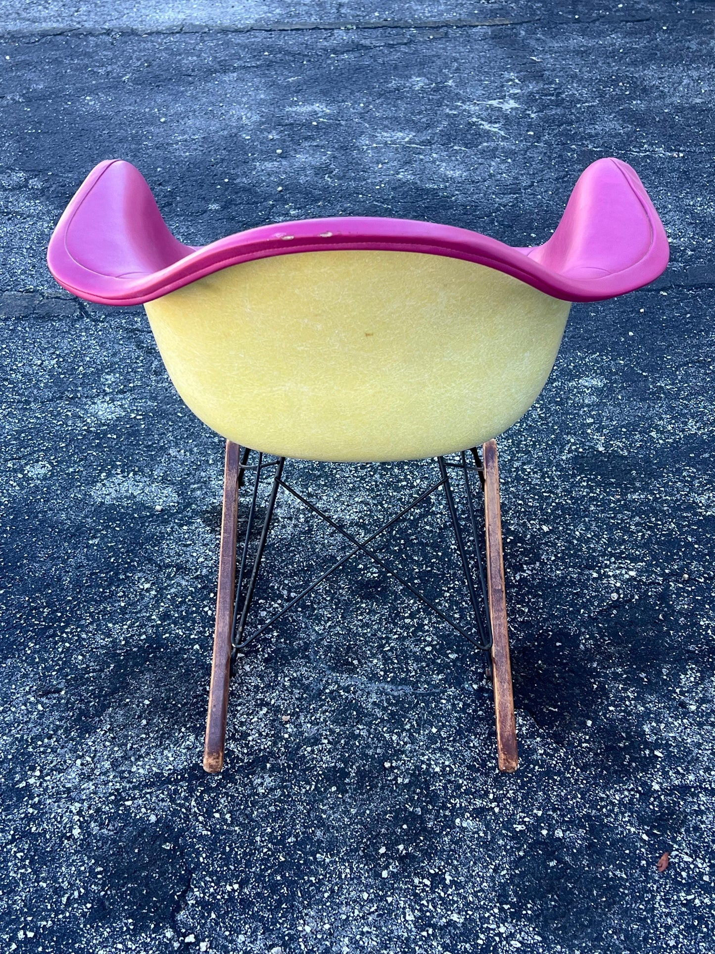 Frisman Vintage Charles Eames Classic RAR Rocking Chair Herman Miller Lemon Yellow