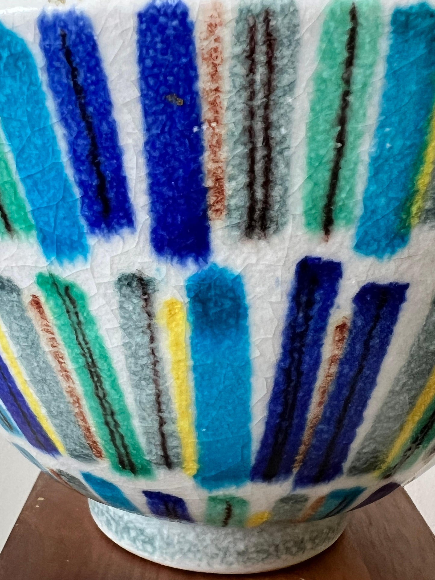 Frisman Vintage Unusual Ceramic Bowl With Stripes By Alvino Bagni For Raymor Ca' 1960's