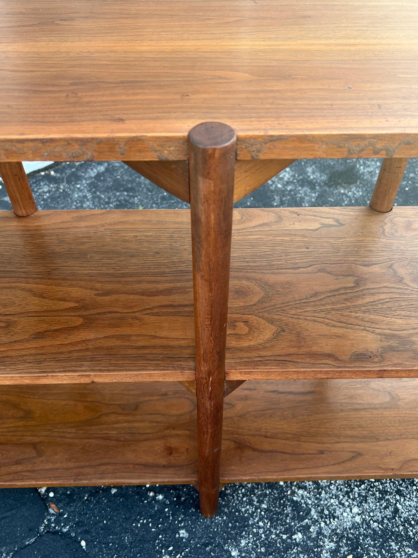 Frisman Vintage Milo Baughman For Glenn Of California Bookshelf Walnut Patina 1950's