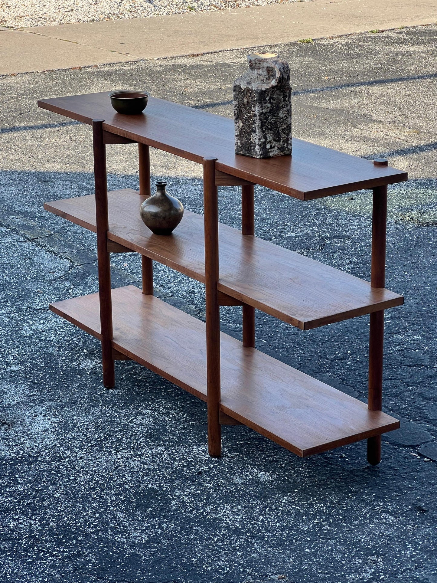 Frisman Vintage Milo Baughman For Glenn Of California Bookshelf Walnut Patina 1950's