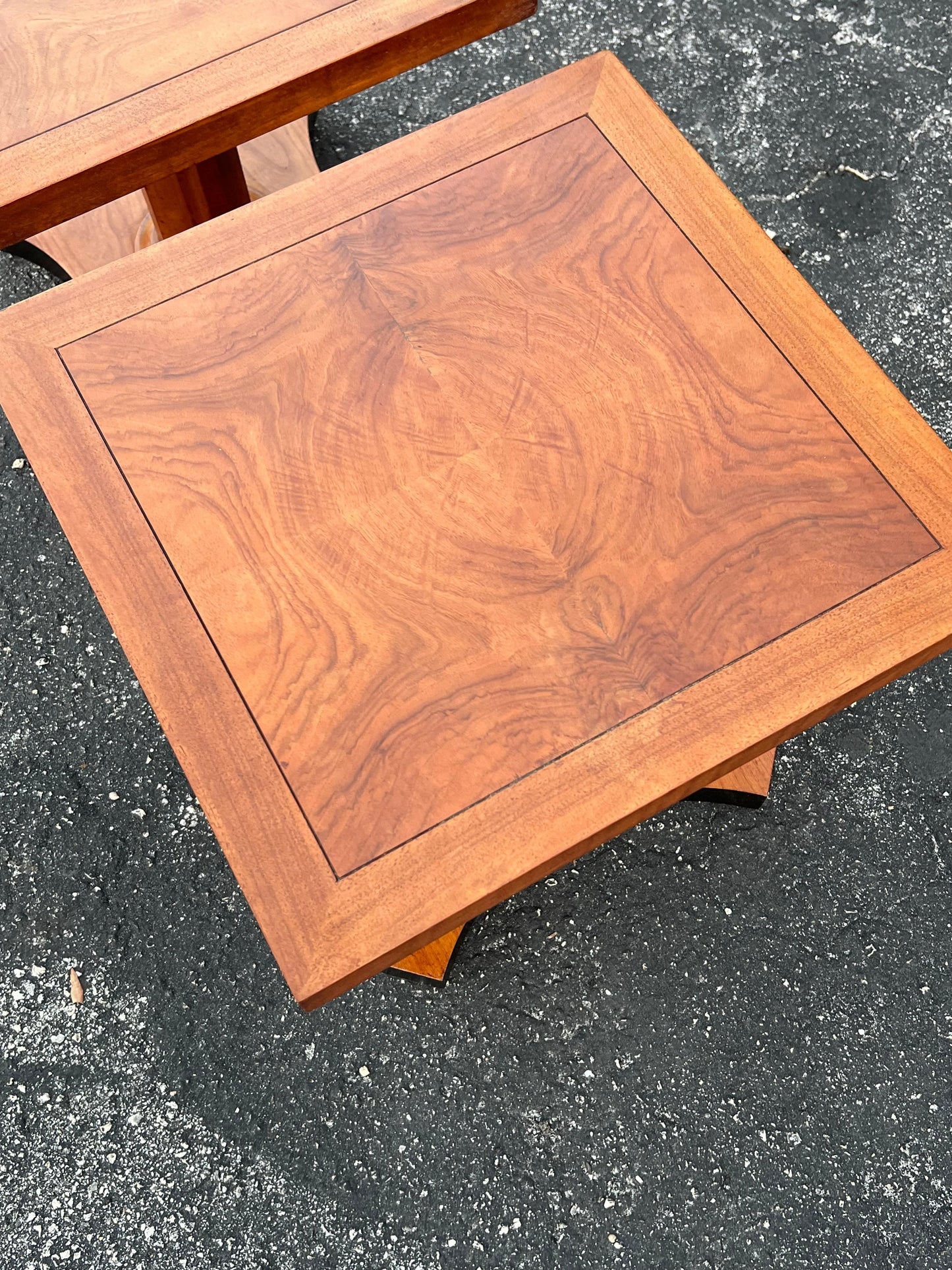 Frisman Vintage Baker Furniture Pair of Pedestal Regency Style Burl Walnut Tables Ca' 1950's