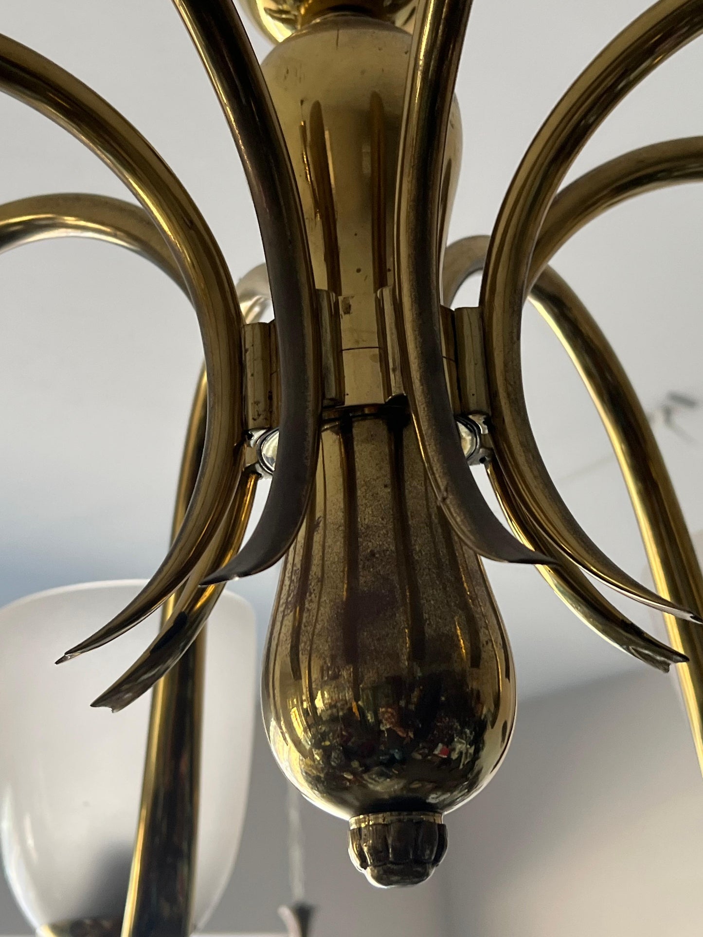 Frisman Vintage An Important And Rare Chandelier By Osvaldo Borsani ca' 1940's Brass