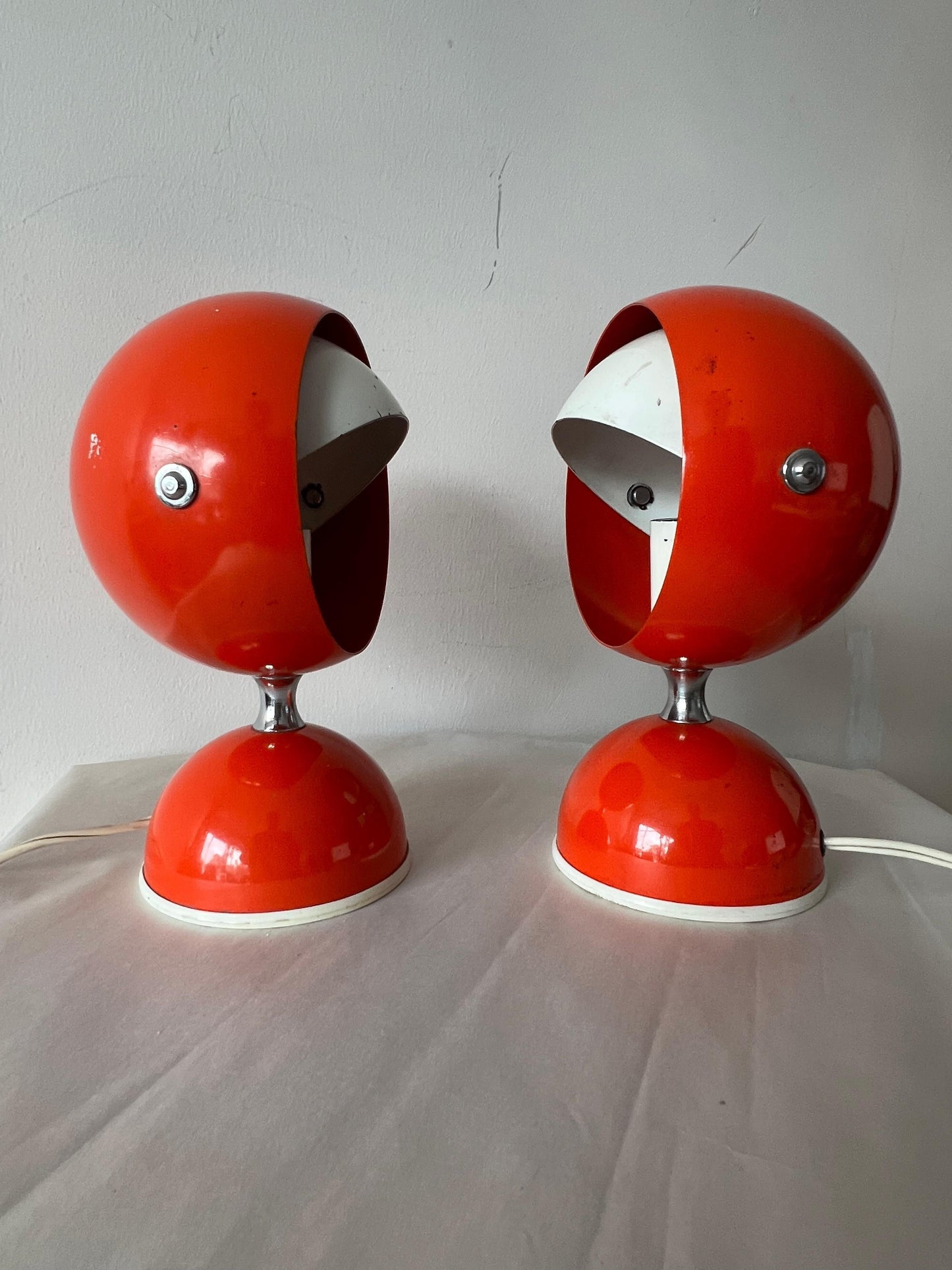 Frisman Vintage A Pair Of Italian Table Lamps With Adjustable Shades Orange 1960's Space Age