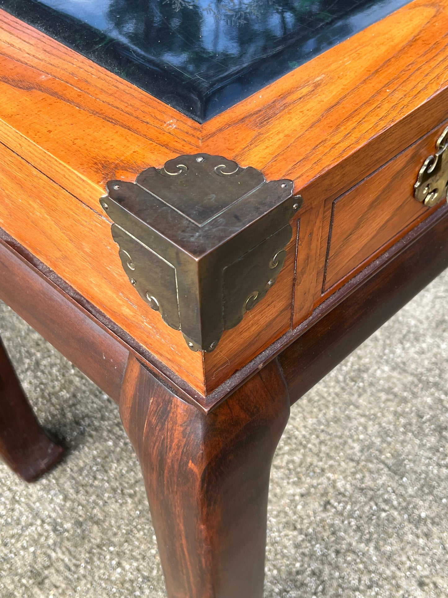 Frisman Vintage Chinoiserie Console Table By Bassett Ca' 1970's With Glass Etched Insert