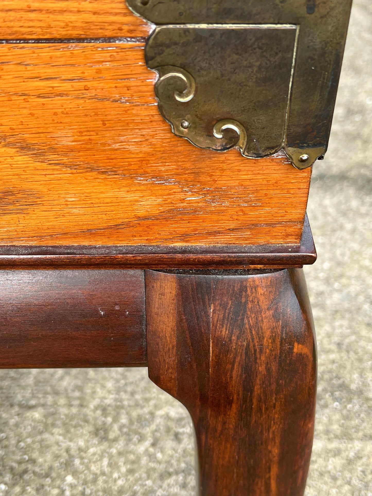 Frisman Vintage Chinoiserie Console Table By Bassett Ca' 1970's With Glass Etched Insert