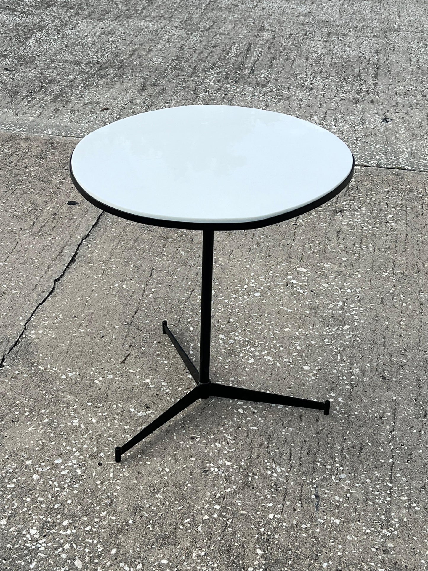 Frisman Vintage A Classic Paul McCobb Side Table Wrought Iron And Vitrolite ca' 1950's